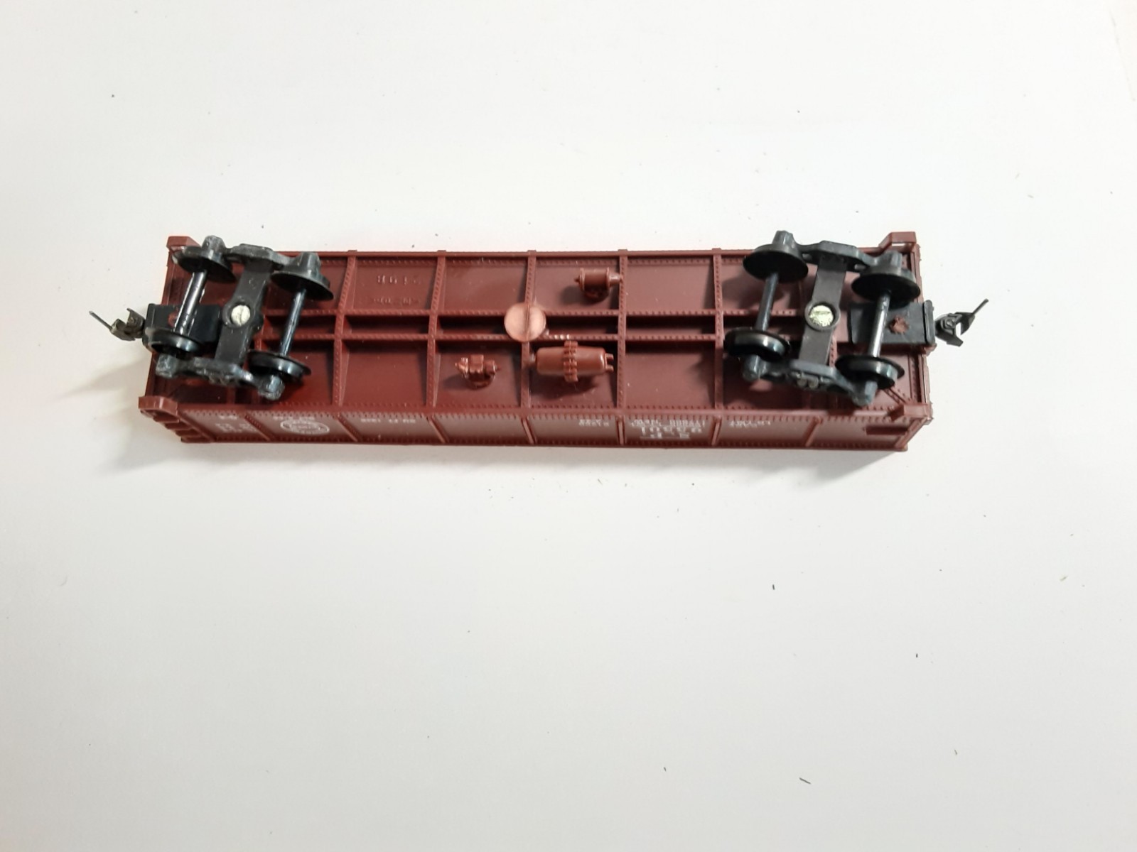 Vtg Lot Of 8 Box Cars, Tanker Cars, Flat Cars, Gondola See Description (4)
