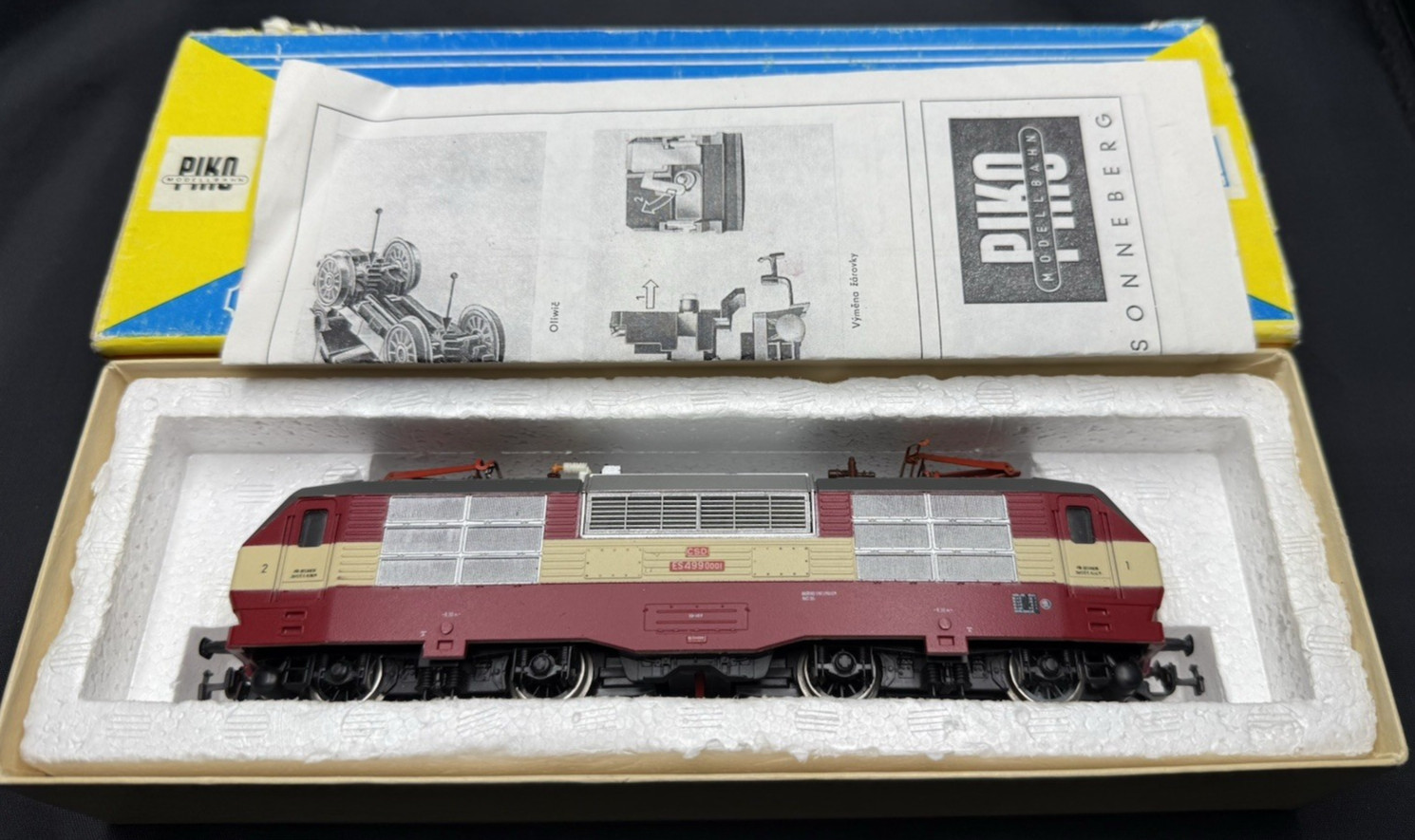 PIKO SCHNELIZUGLOKOMOTIVE ES 499 HO ELECTRIC LOCOMOTIVE 5/6220-002 RED TESTED!