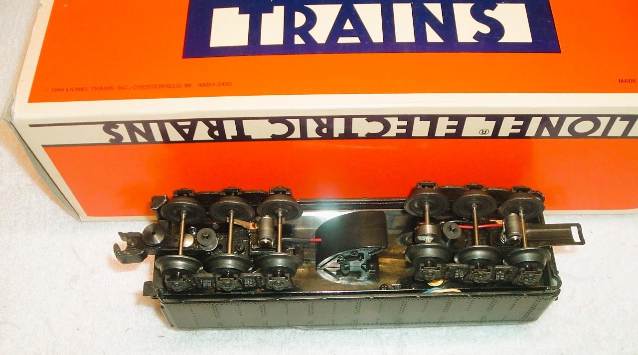 Lionel 19820 O Gauge Undecorated Die-Cast Steam Tender With Railsounds II