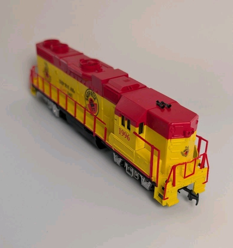 HO 1996 Life Like Shop Rite Diesel Locomotive – Tested/Working – Free Shipping!
