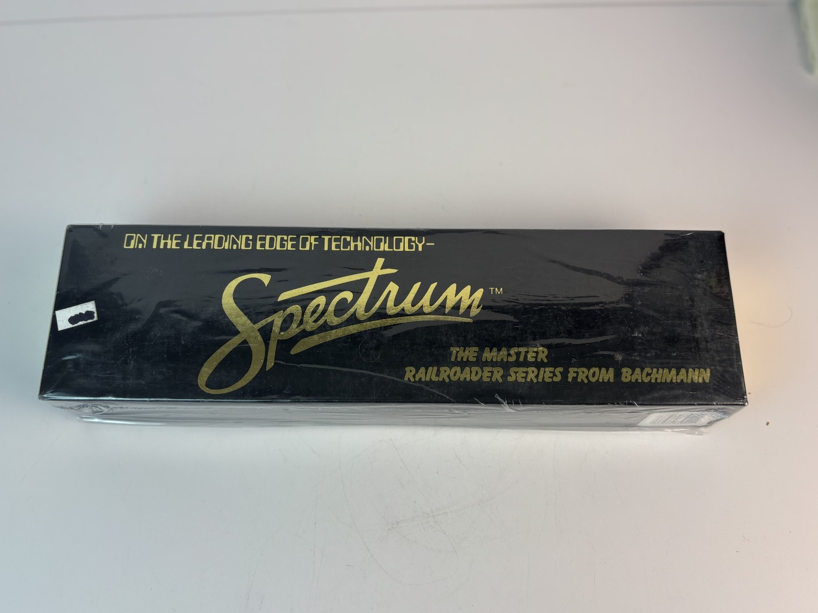 Bachmann Spectrum GE Dash 8‑40C Diesel Locomotive C&NW 8507 HO Item 85022 LNIB