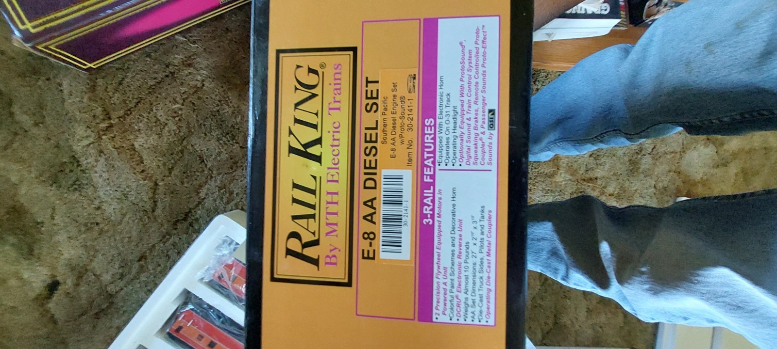 Rail King MTH O Scale Diesel Set And streamlined Passenger Cars With Box’s.
