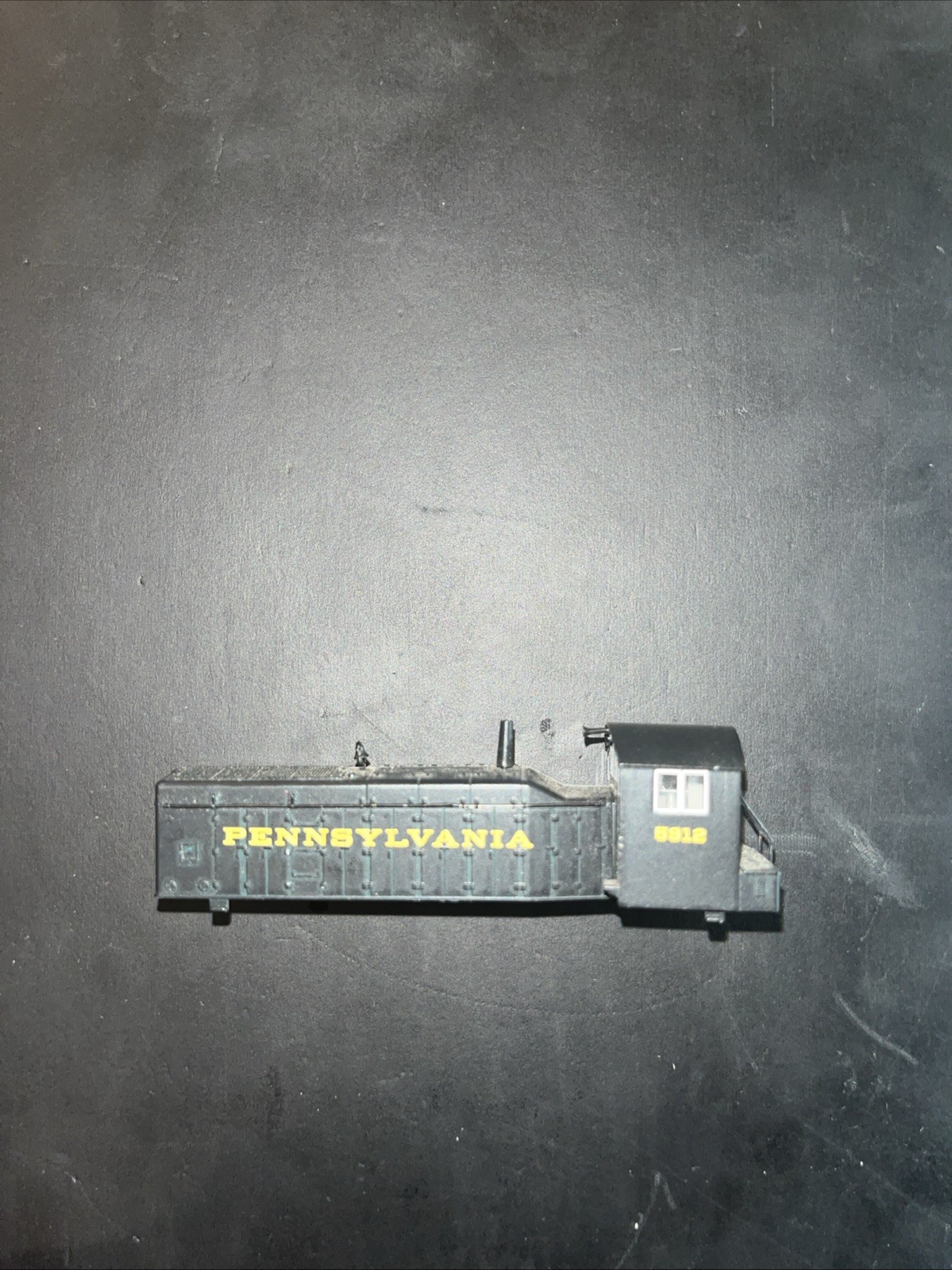 Kato 176-4362 N Scale PRR NW2 Diesel Switcher Body #5912