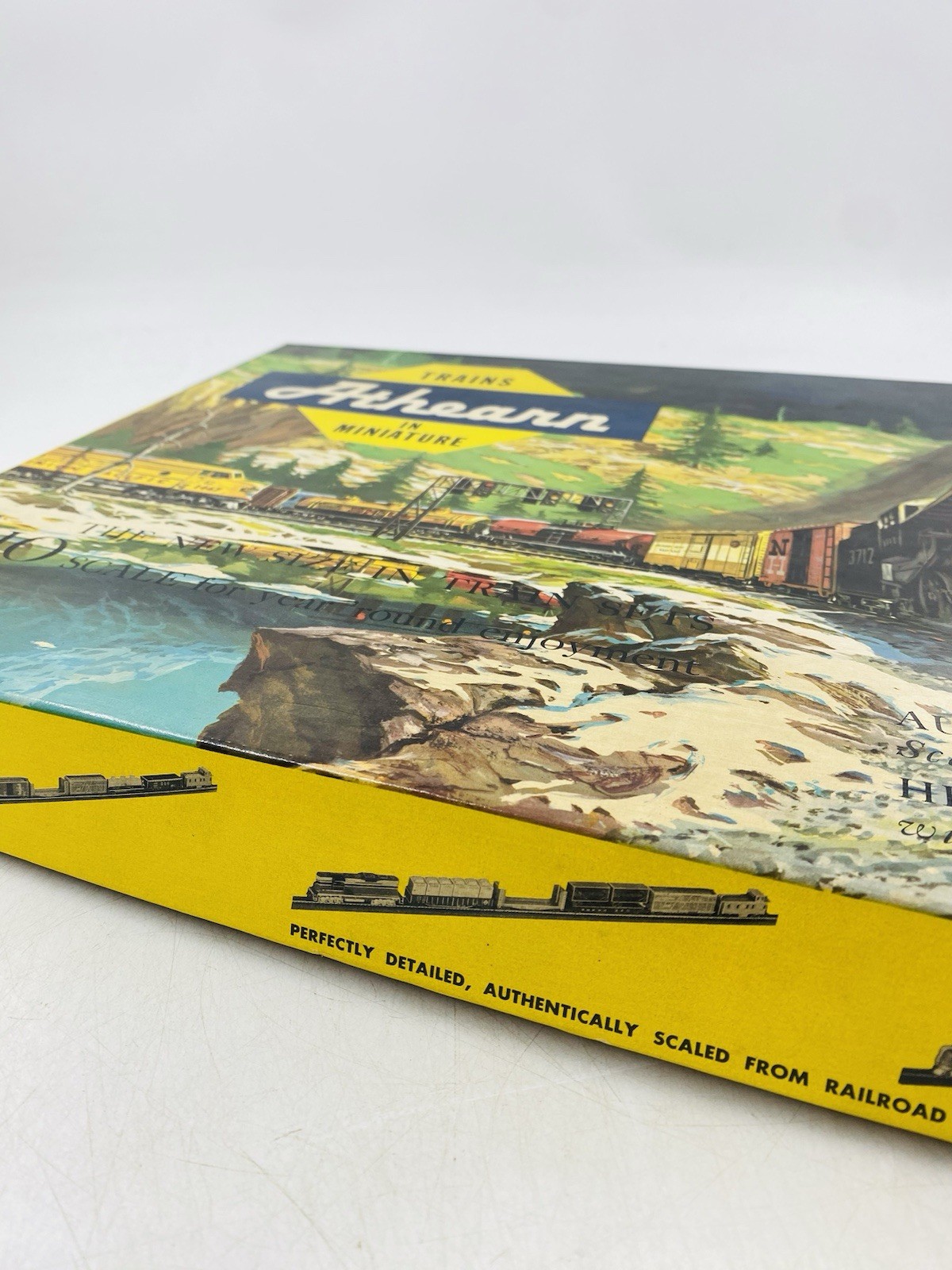 MINT Athearn HO B&O Train Set Locomotive Cars Track Vintage Looks Unused 1960s