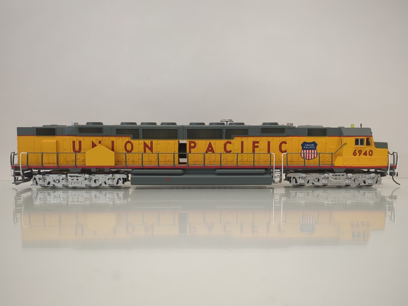 Bachmann 65103 HO EMD DD40AX DCC & Sound Union Pacific #6940