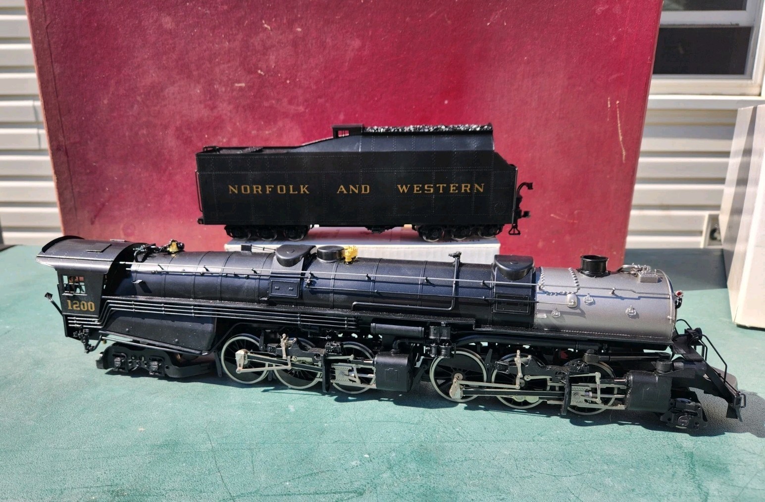 Vintage O-Gauge Brass 1200 Norfolk And Western Steam Locomotive & Tender RARE!!