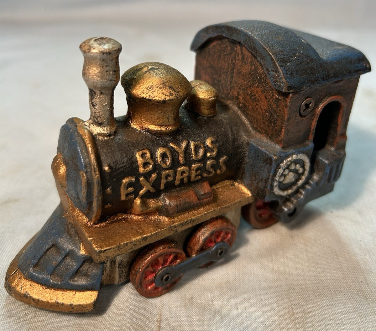 BOYDS EXPRESS TRAIN ENGINE – LOCOMOTIVE – CAST IRON FLOOR TOY – BOYDS BEARS EX!