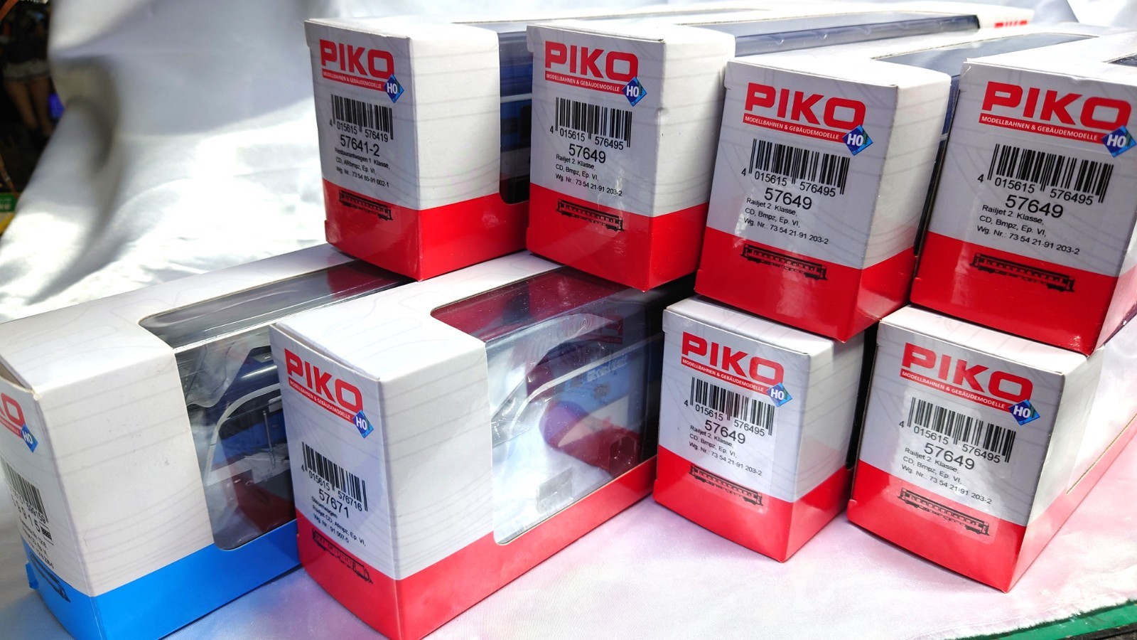 【HO】PIKO EXPERT/HOBBY CD Railjet 8-Car Set