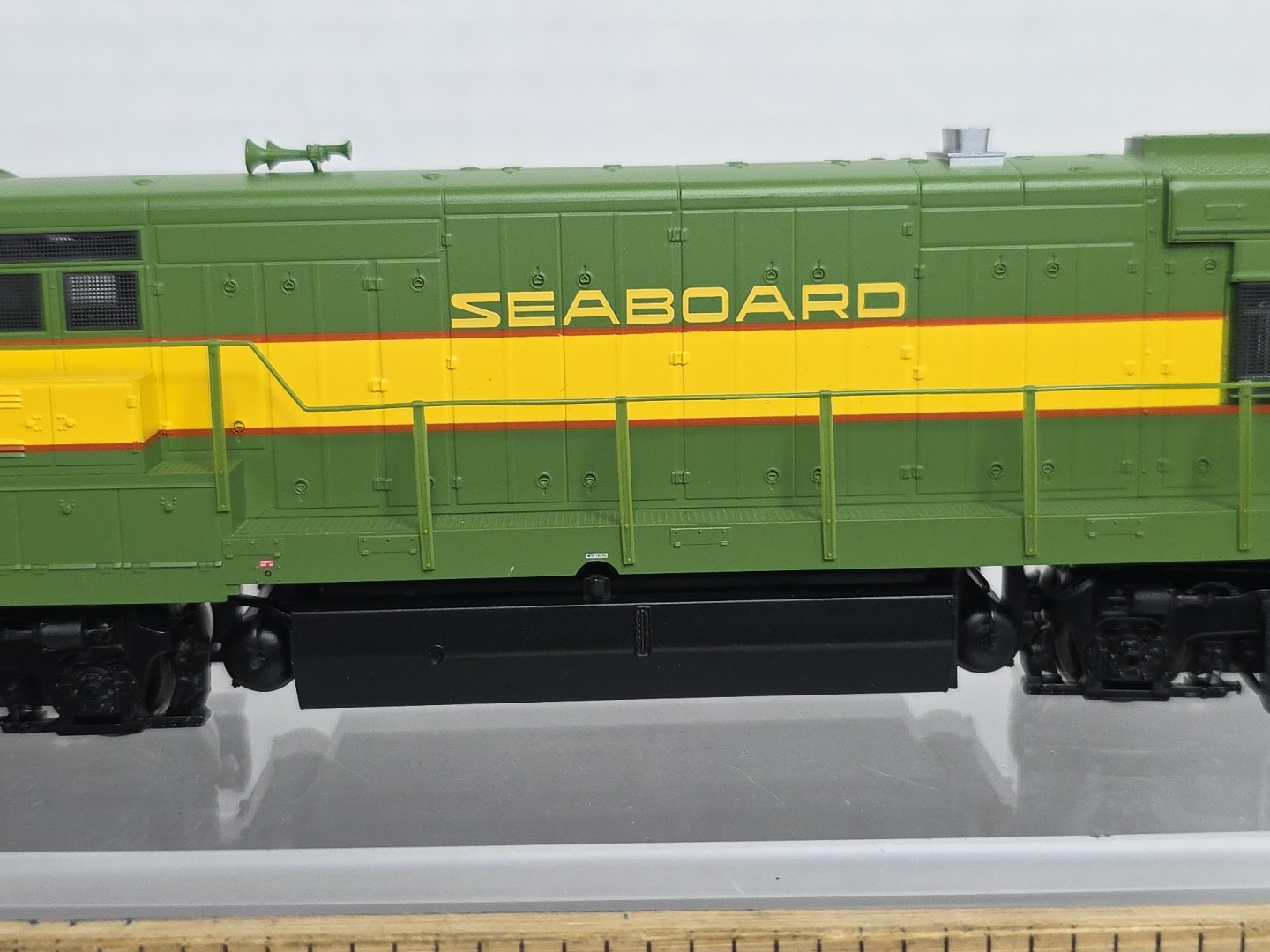 Proto 2000 HO Scale 31116 Seaboard U30B Diesel Loco SAL 804 DCC Ready NIB