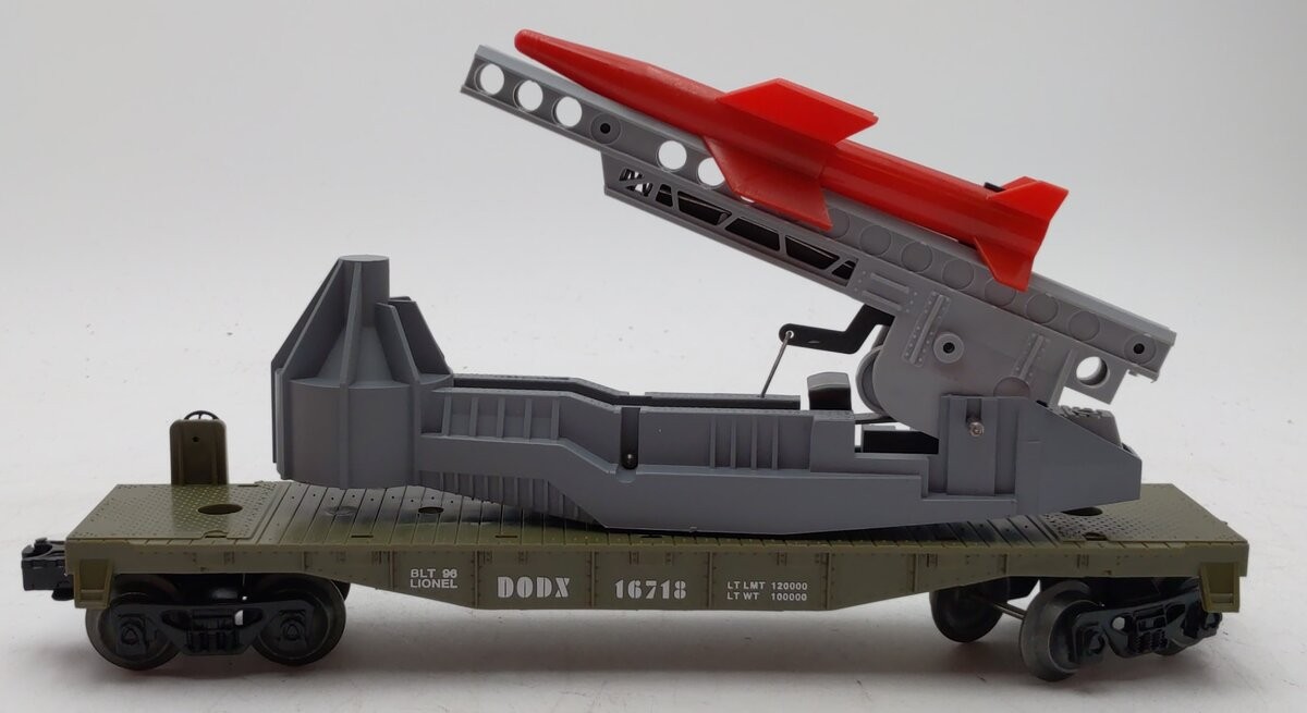 Lionel 6-16718 O Gauge U.S. Marine Corps Missile-Launching Car NIB