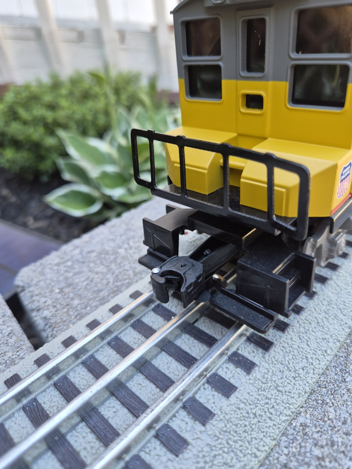K-Line Electric Trains K2236 MP-15 O/027 Union Pacific SWITCHER LOCOMOTIVE RUNS!