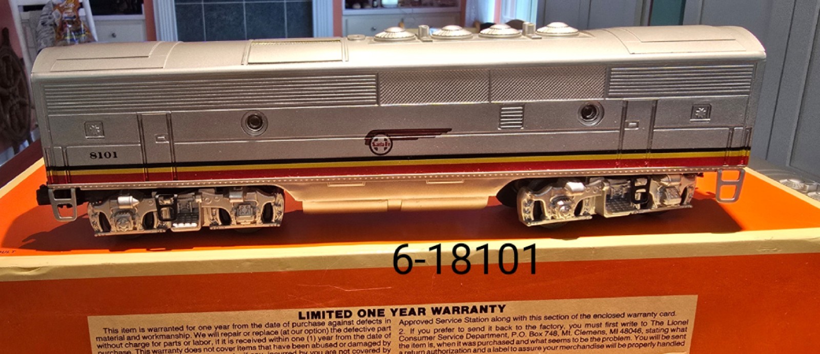 O Scale Lionel Santa Fe ABA set 6-11711 Plus Add On B and 7 Passenger Cars