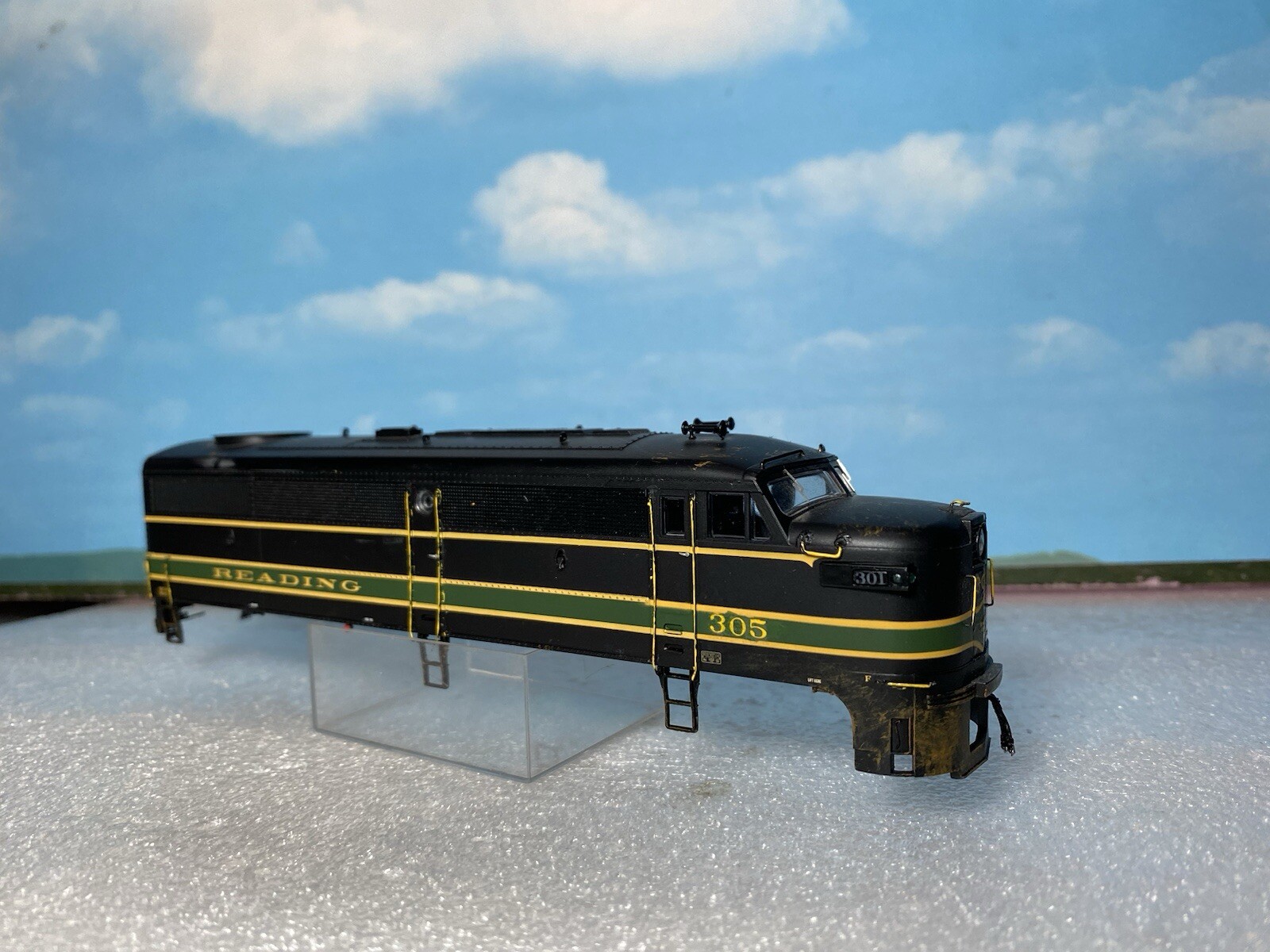 HO MTH Reading Company Alco FA-1 Body Shell Only. RDG** Read**