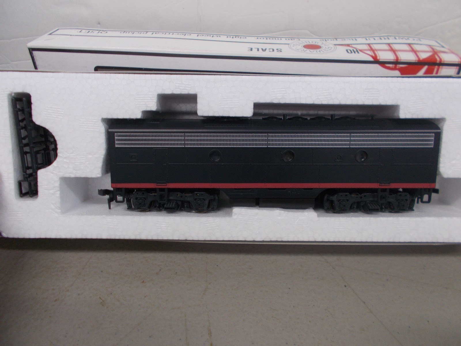 STEWART / KATO # 9241~SP (BLACK WIDOW) F7B POWERED LOCOMOTIVE~NIB~HO SCALE~LOT A