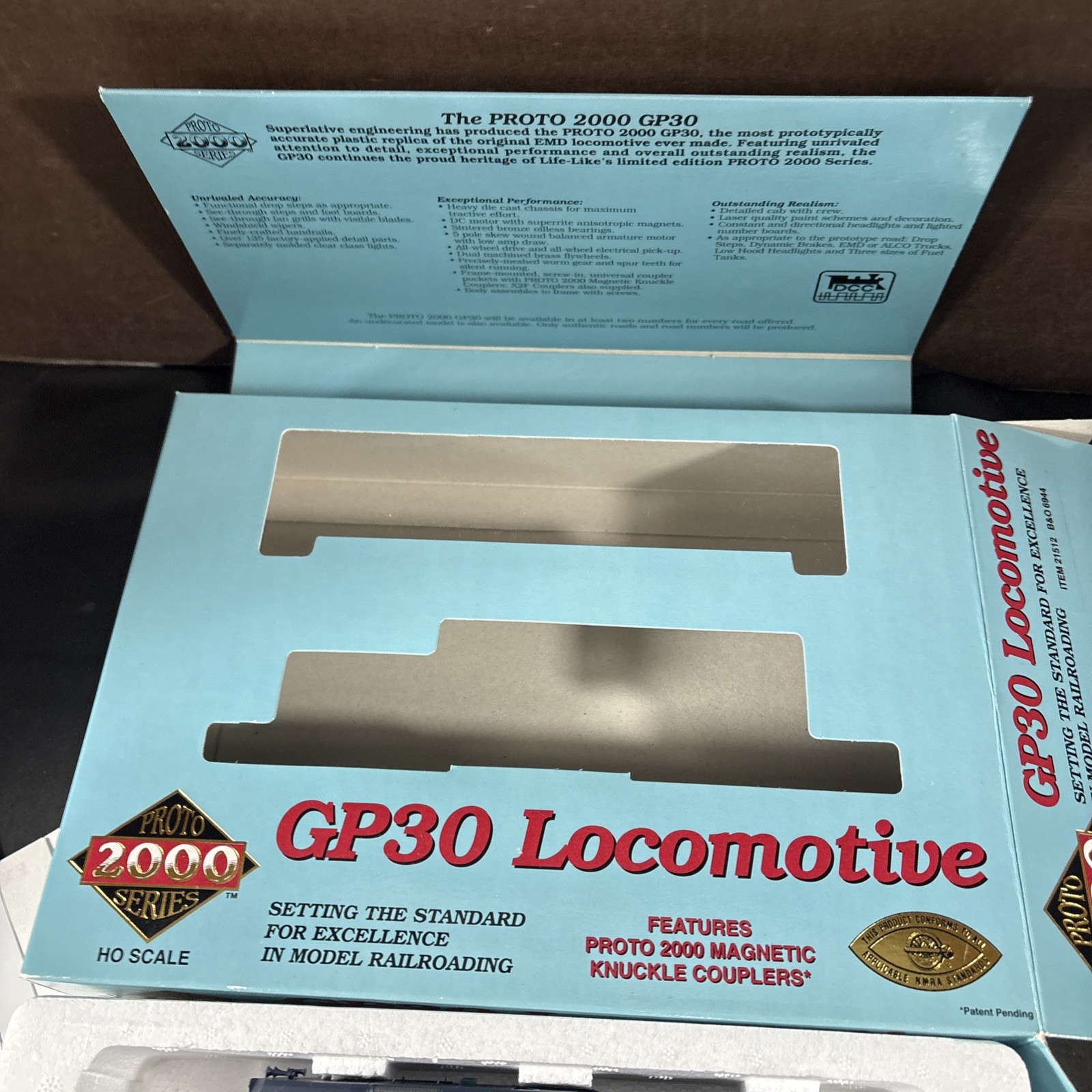 PROTO 2000 HO SCALE LOCOMOTIVE GP30 ASSEMBLED WORKING LN 21512 B&O 6944 DCC
