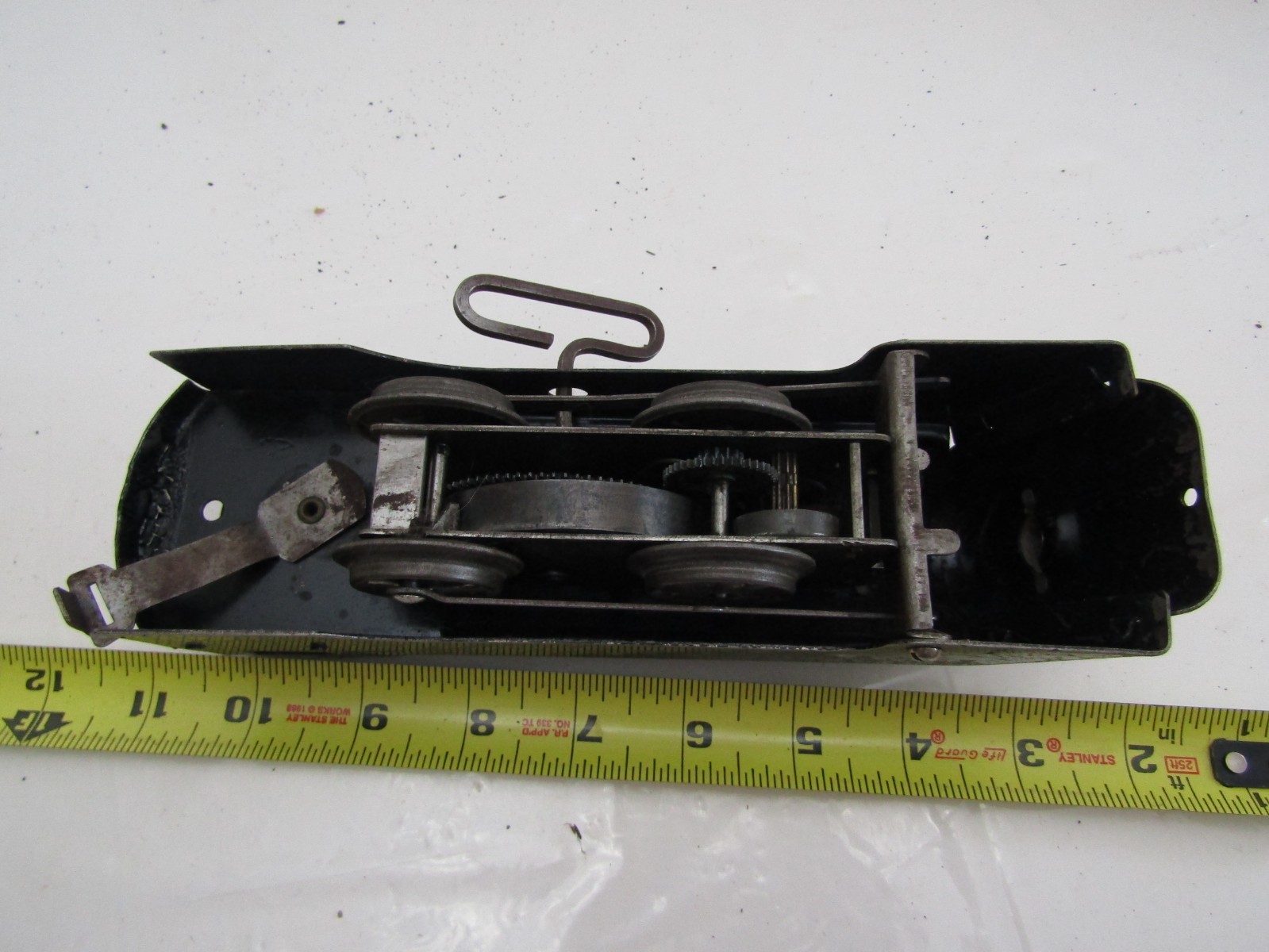 VINTAGE TRAIN O SCALE RAILROAD ENGINE LOCOMOTIVE MARX WINDUP WIND UP