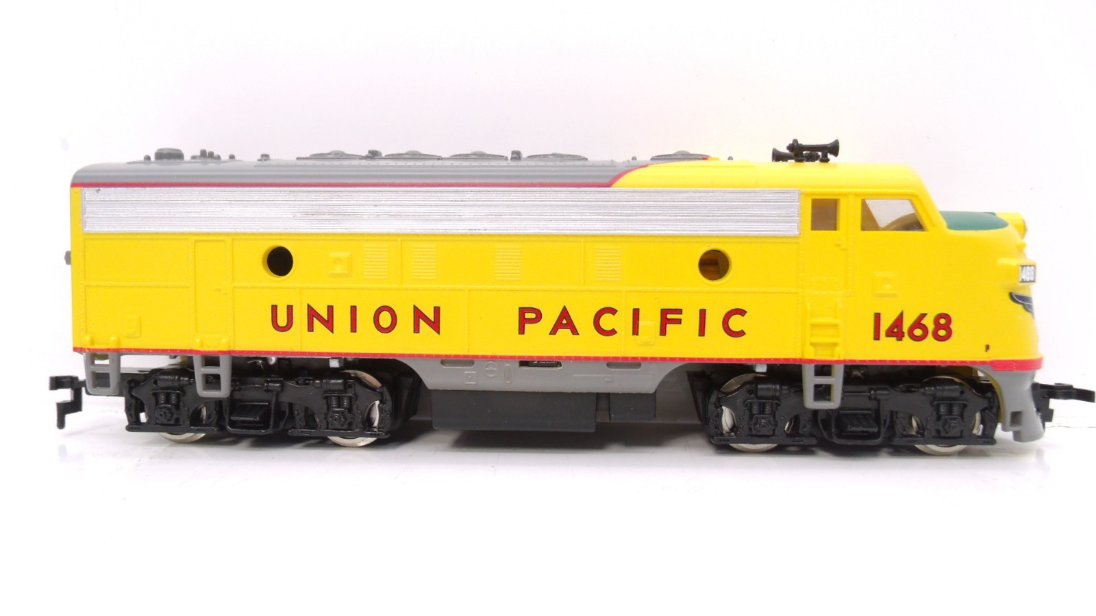 Mantua HO Union Pacific UP Rd 1468 EMD F-7A Diesel Locomotive Engine w/Flyw NEW?
