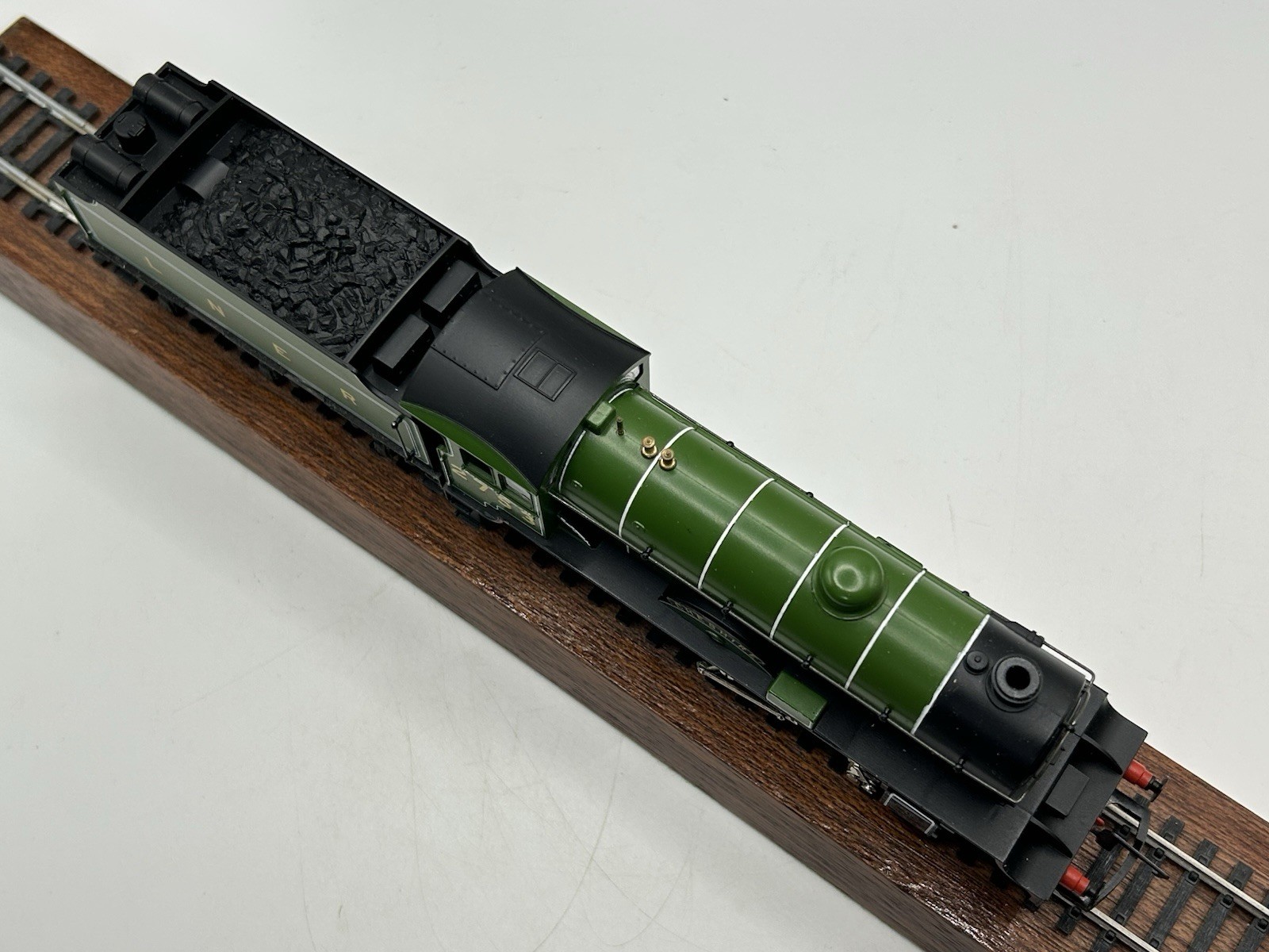 OO Hornby R378 LNER Class D49/1 4-4-0 Steam Locomotive ‘Cheshire’ – (EX BOXED)