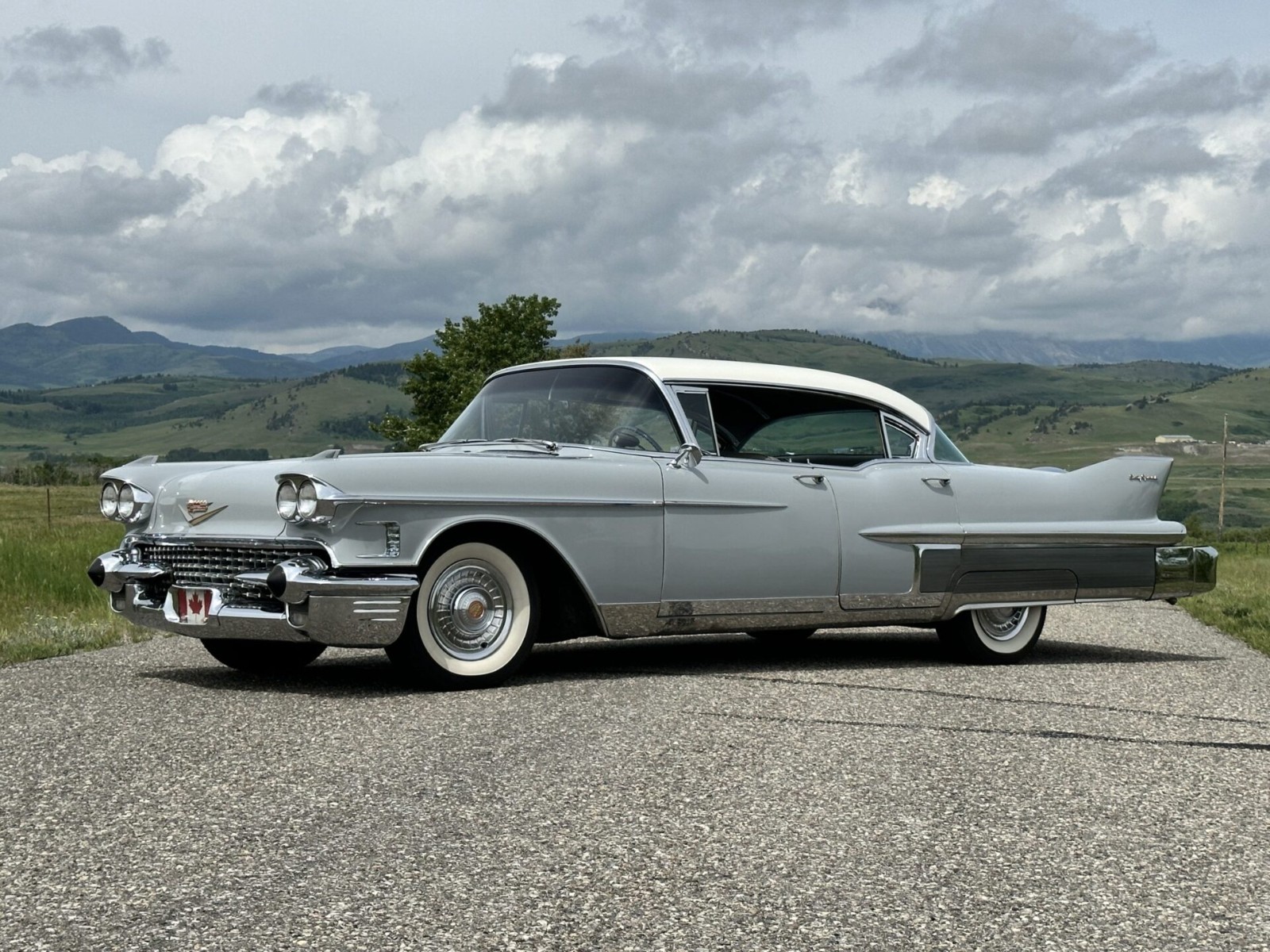 1958 Cadillac Fleetwood Sixty Special Green Sedan HO Scale 1/87 Athearn USA
