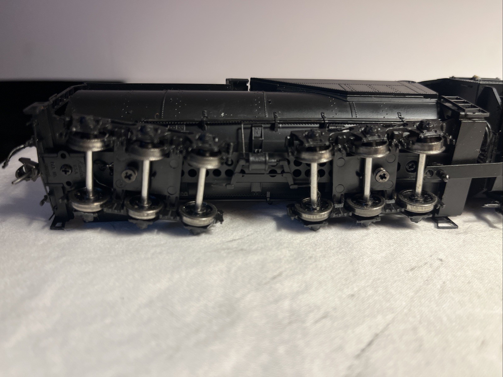 HO Scale Undecorated Unknown Brand 4-8-2 DCC/Sound NO BOX READ DESCRIPTION