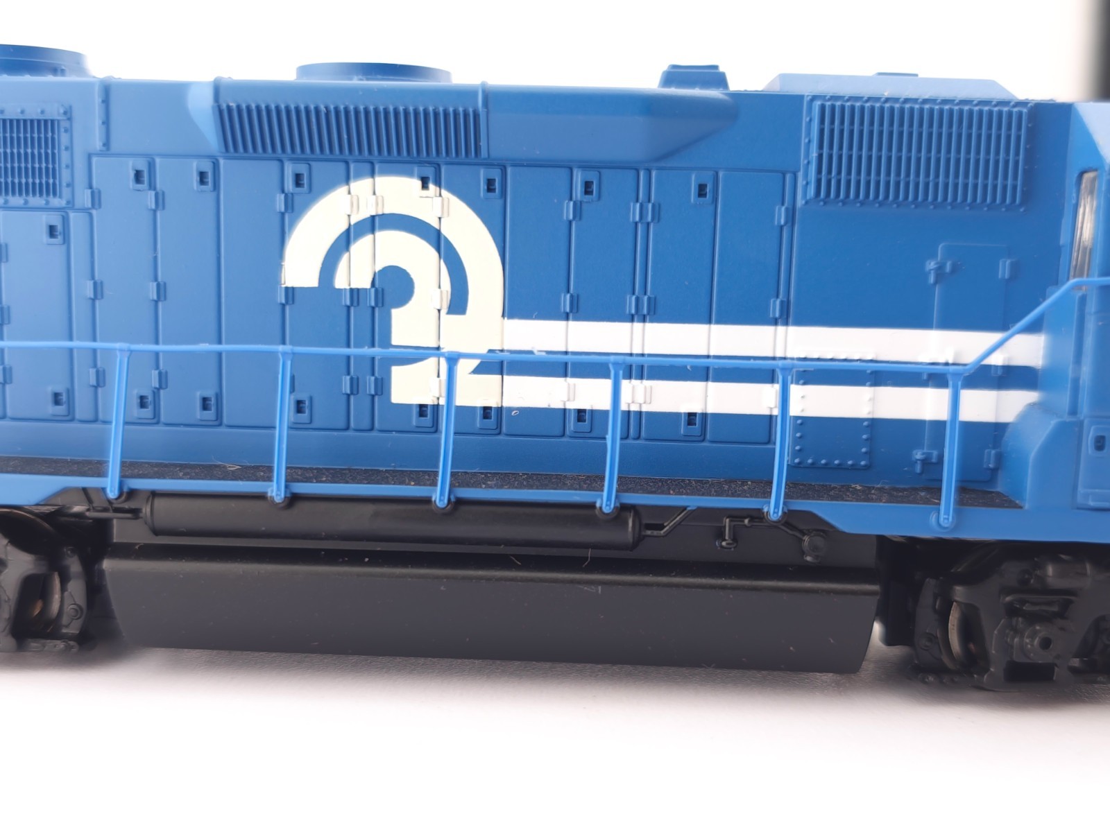 *READ* Bachmann HO Scale Conrail GP40 Diesel Locomotive CR 3079 Model Train DC
