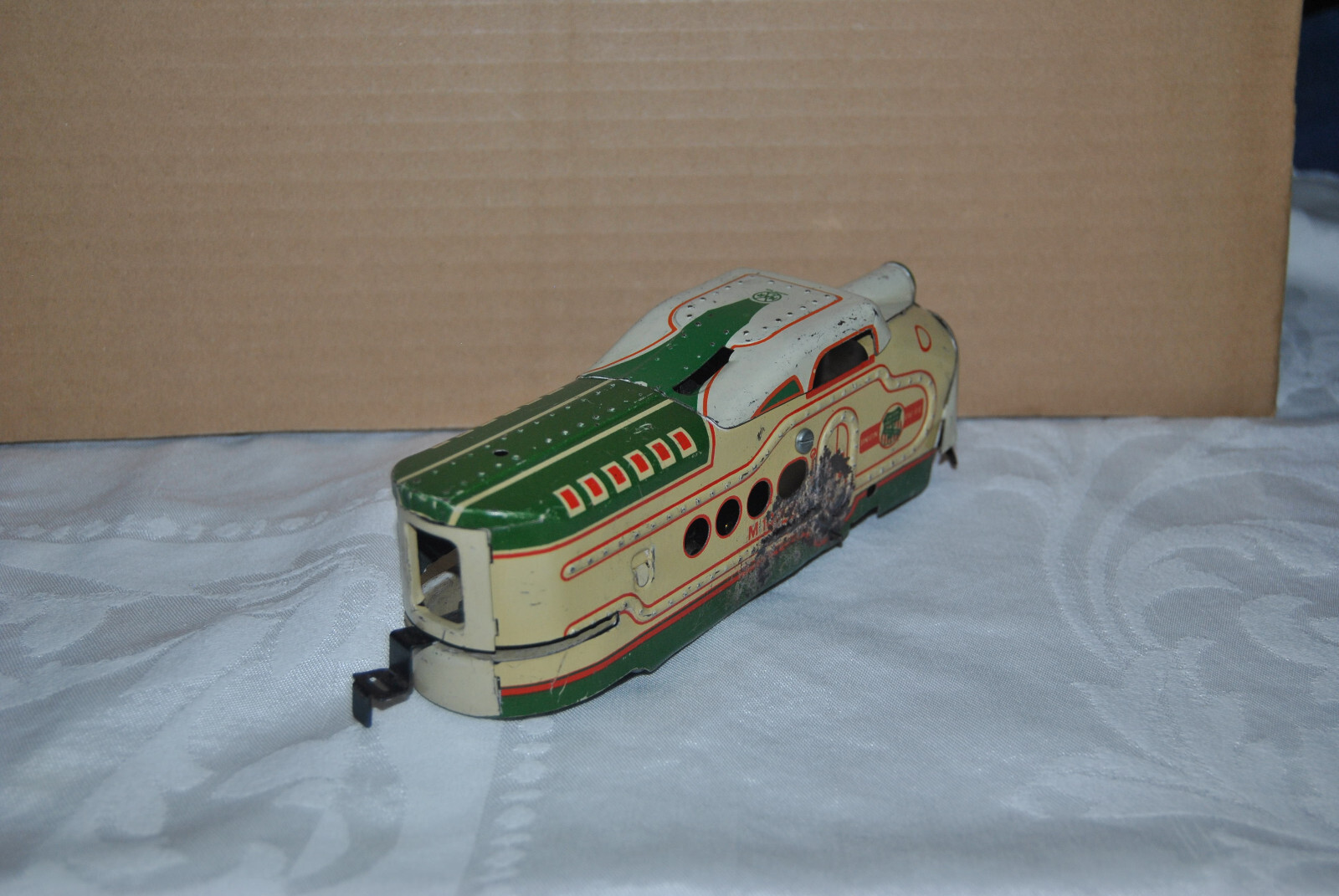 MARX GREEN M10005 UNION PACIFIC STREAMLINER LOCOMOTIVE O Gauge – RUNS GREAT !!