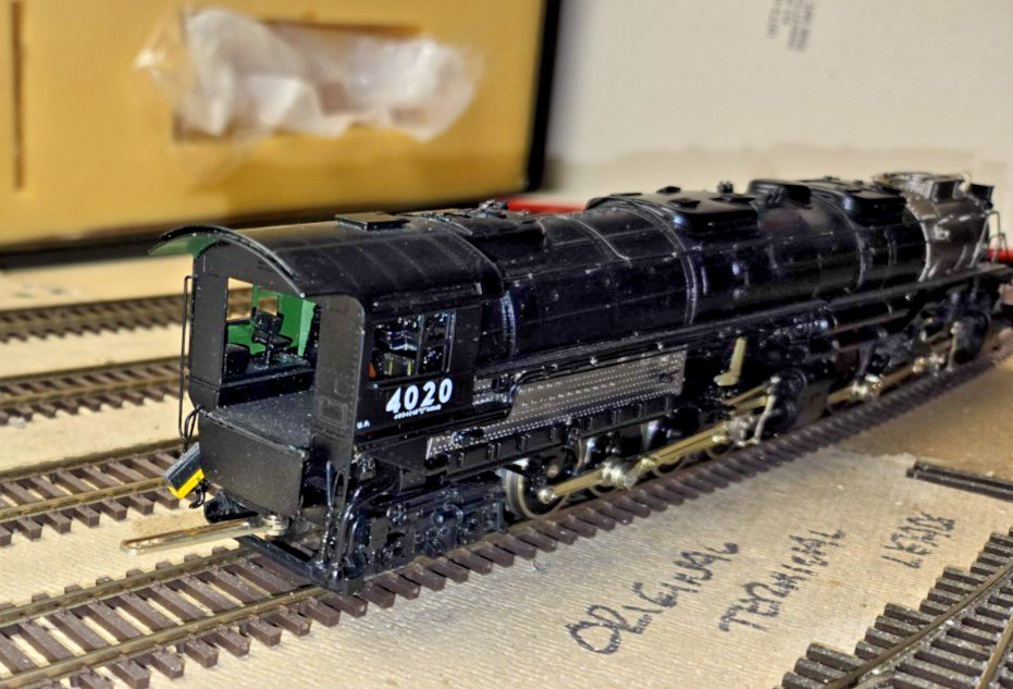 BRASS KEY/SAM. U.P. 4-8-8-4 #4020 BIGBOY CUSTOM SERIES #57 DISPLAY ONLY ESTATE