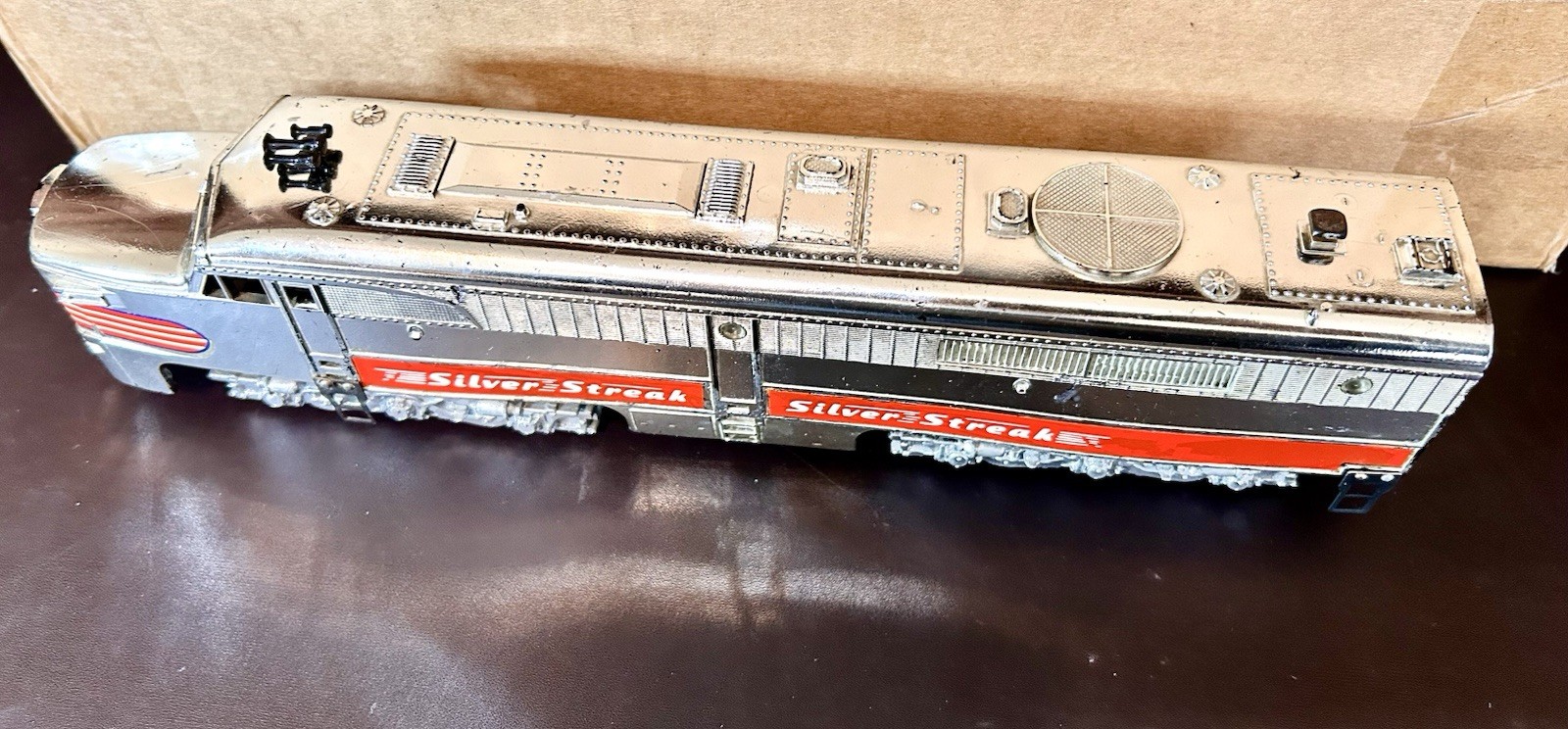 American Flyer “405” Silver Streak diesel locomotive (#81)