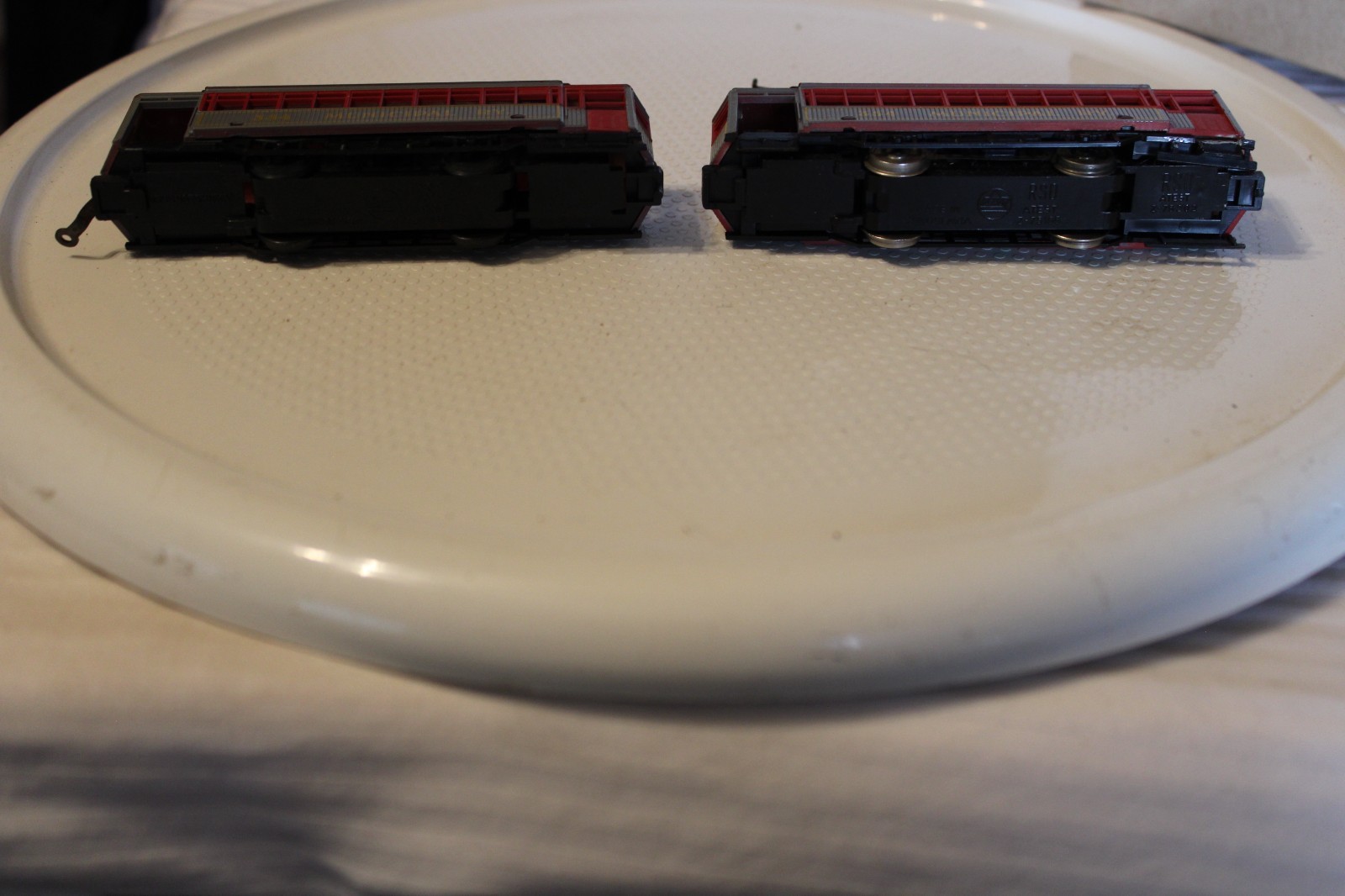 HO Scale AHM RSO, Trolley & Dummy Municipal RY. #354 Gray & Red
