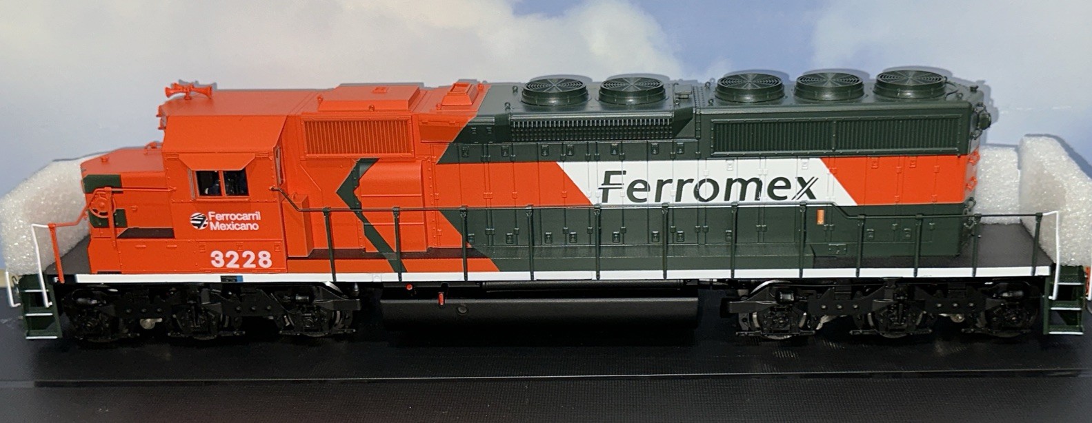 3rd Rail Sunset Models FERROMEX EMD SD40T-2 DIESEL LOCOMOTIVE O-Scale 3-Rail