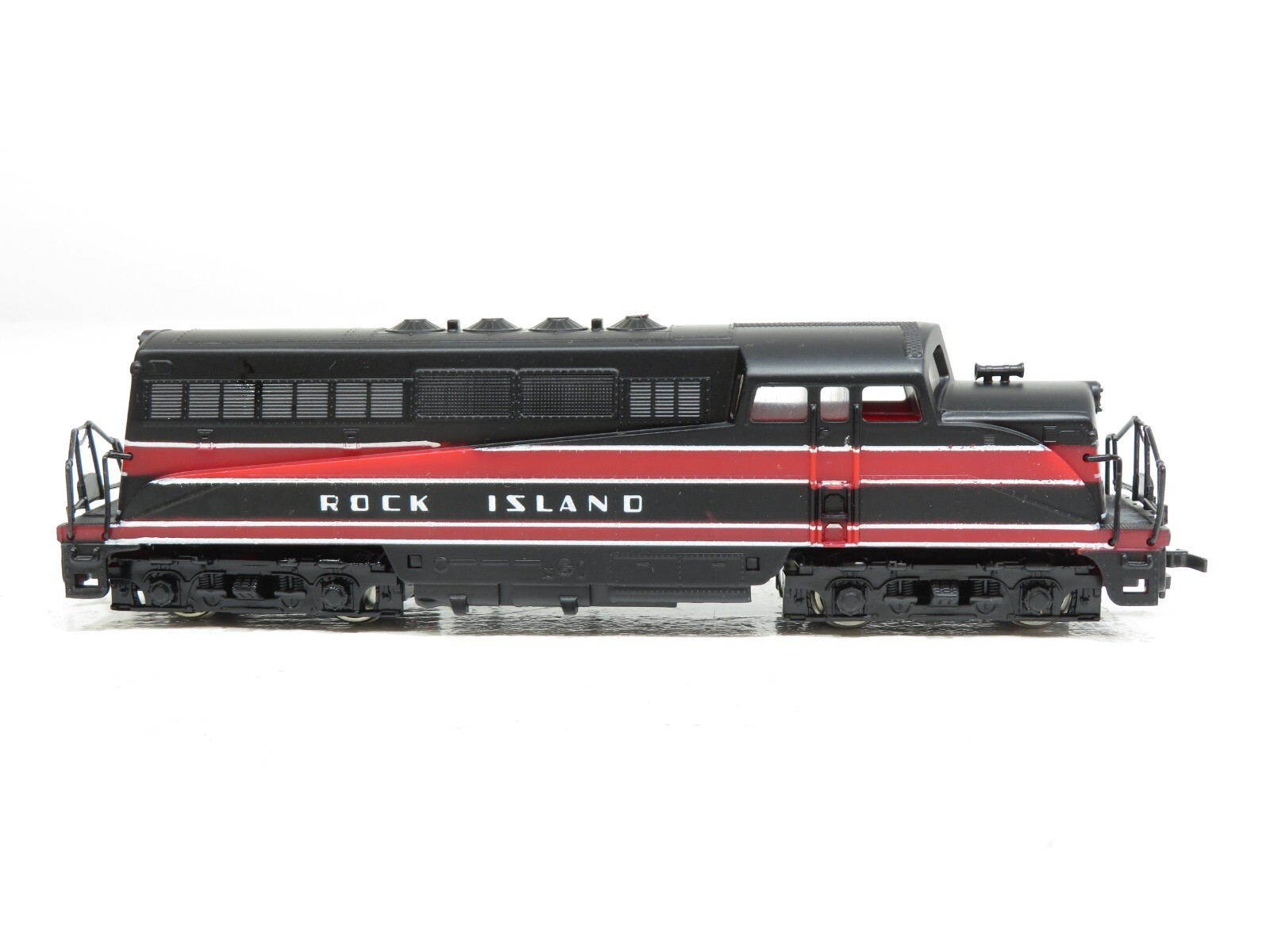 AHM 5040H HO Chicago & Northwestern Alco Century 424 Diesel #400 LN