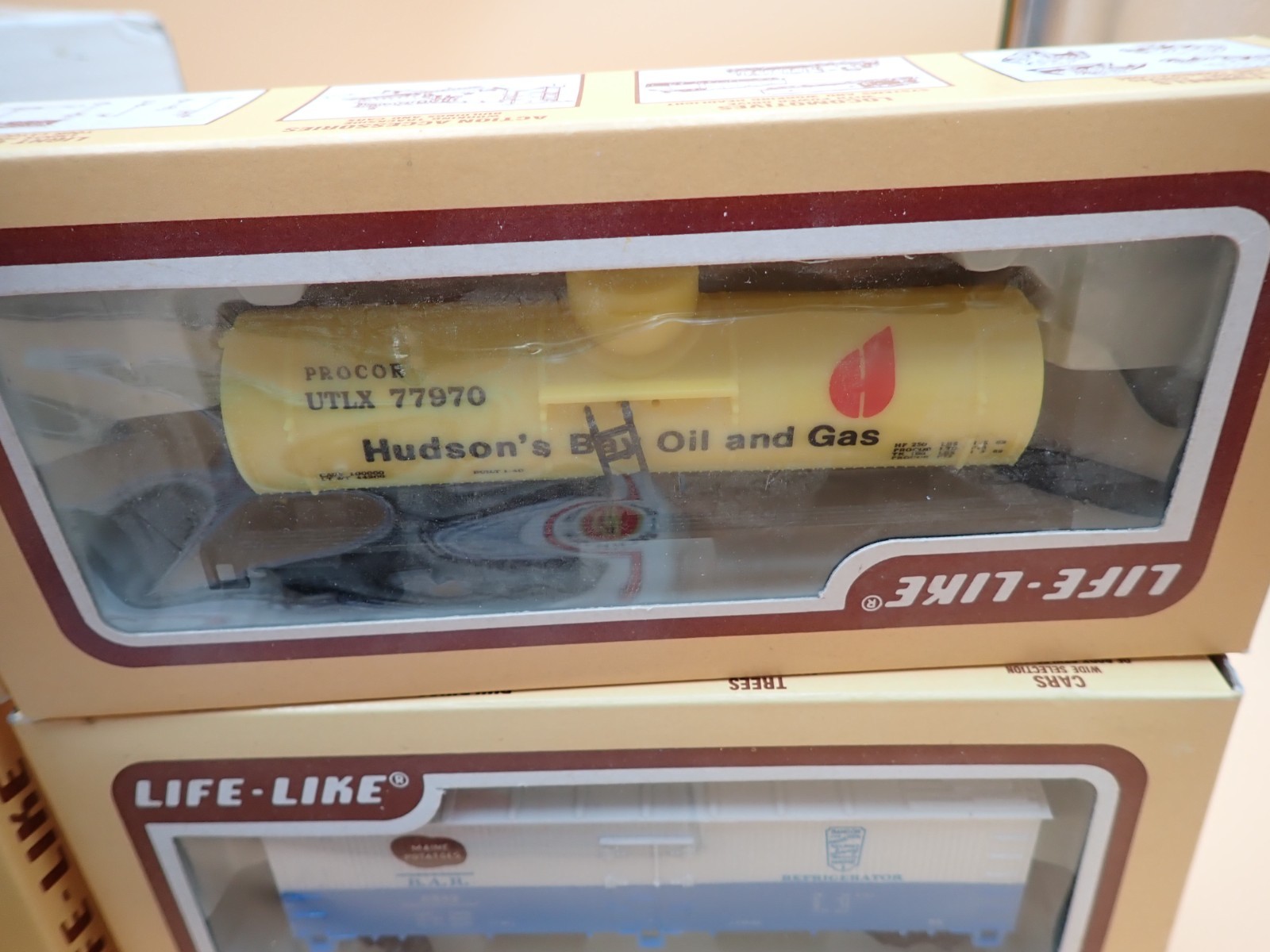 HO Train Cars Life-Like Cookie Box, Maine Potatoes, Black & Decker, Hudsons + 1