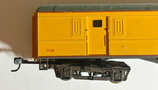 HO Scale Rock Island Diesel Engine & Union Pacific Railway Post Office (RPO) Car