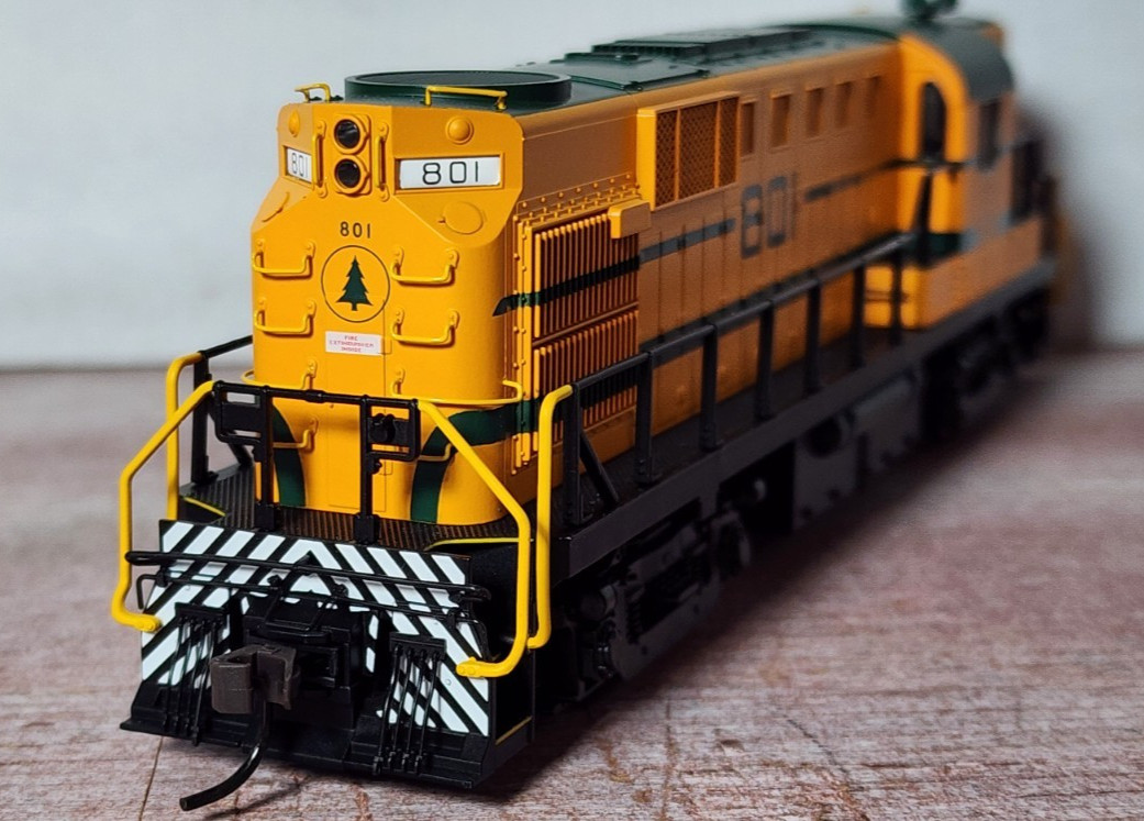 Maine Central Railroad #801 ALCO RS-11 Diesel Locomotive Atlas Classic 8839 HO