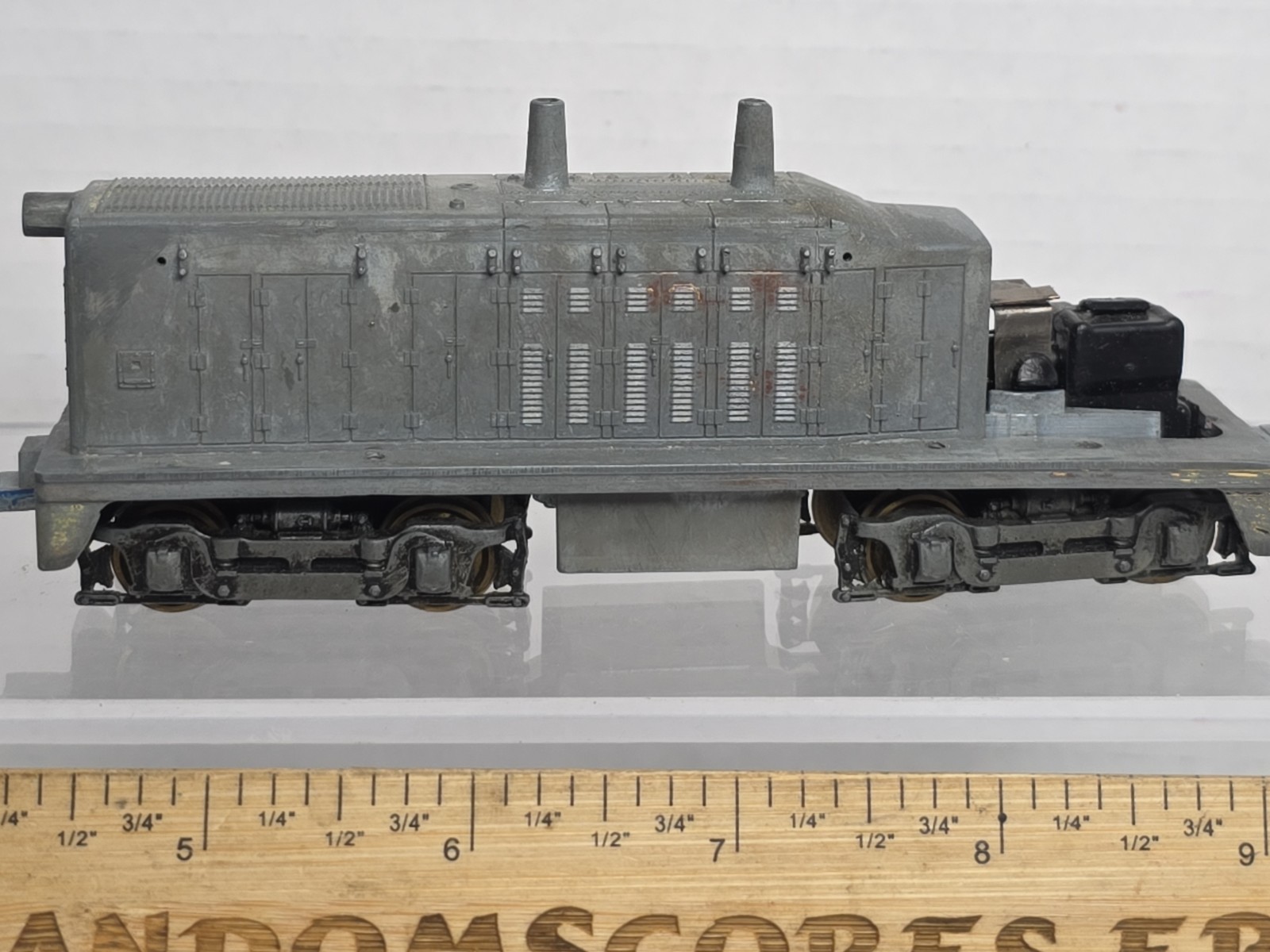 Varney Project HO Scale SW-1500 Diesel Switcher Diecast Runs Read Description