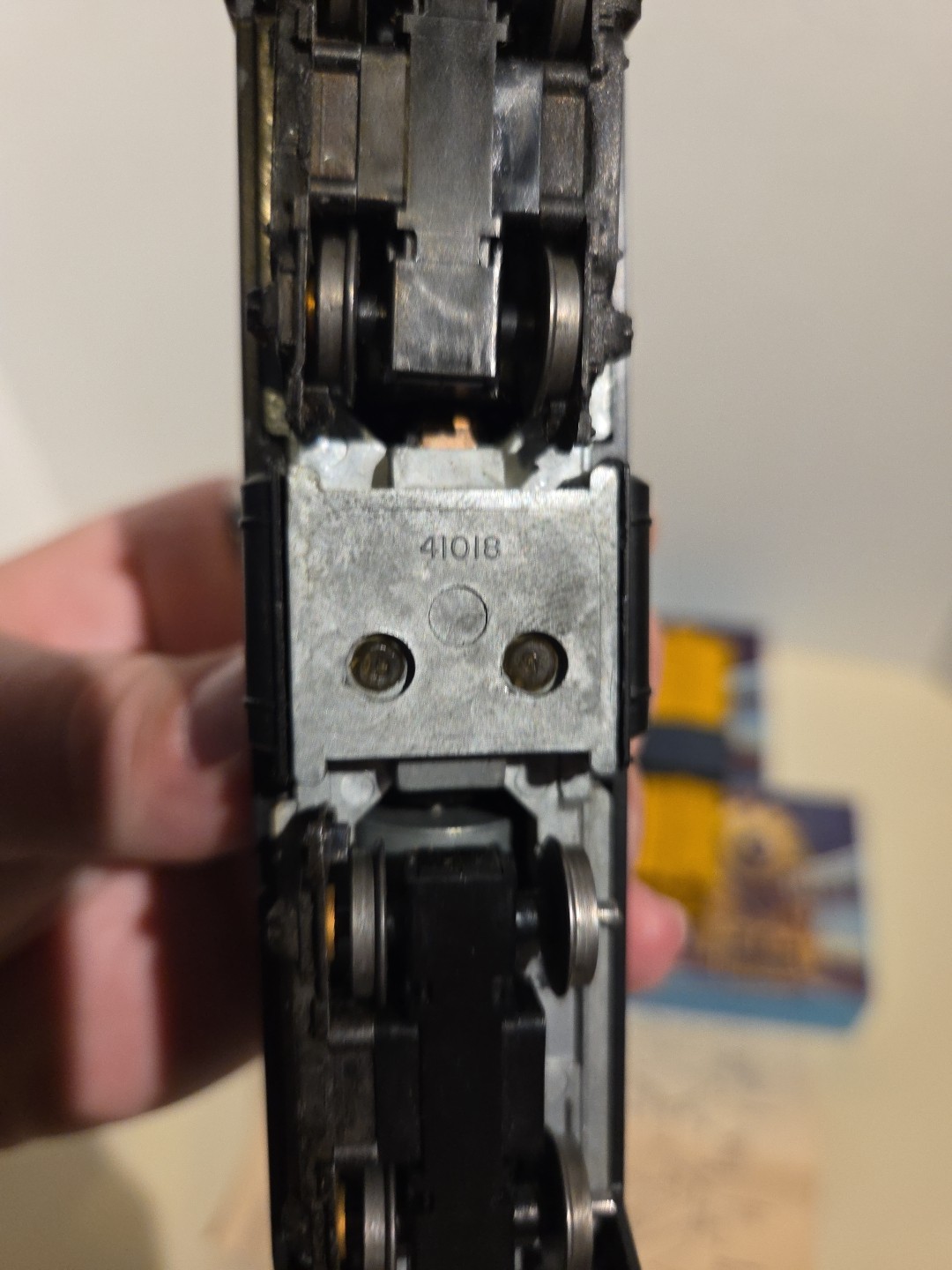 Athearn HO Southern #2400 SW-1500 Diesel Engine DC/ Alaska Railroad Caboose