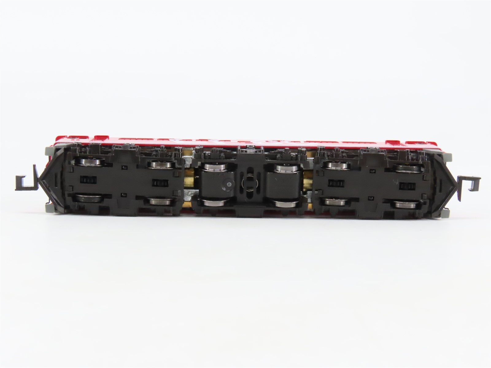 N Scale KATO 3061-9 JR Japan Railways “Rainbow Paint” Class EF65 Electric #1118