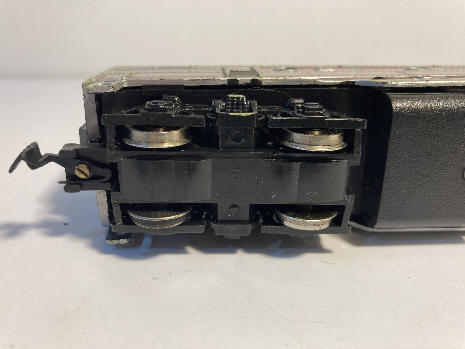 BACHMAN HO SCALE BURLINGTON 100 DIESEL LOCOMOTIVE FROM ESTATE