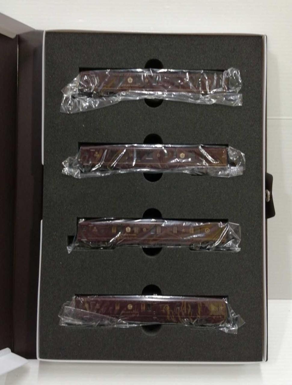 KATO “Seven Stars in Kyushu” 10-1519 Special Edition