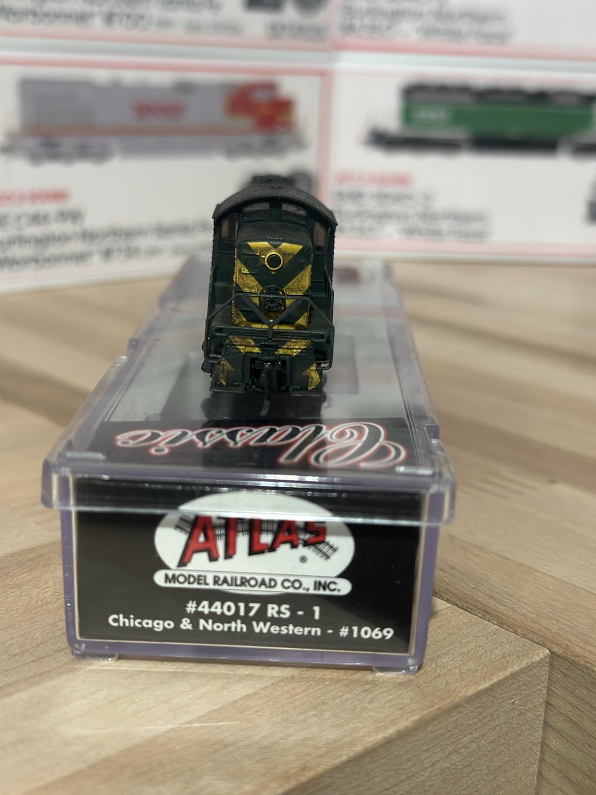 Atlas Classic N RS-1 CNW Chicago & North Western #1069 customized Weathered