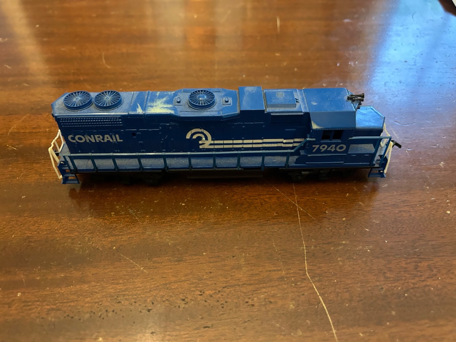Life Like Trains ConRail GP38-2 Diesel Locomotive #7940 (DUMMY UNIT!)