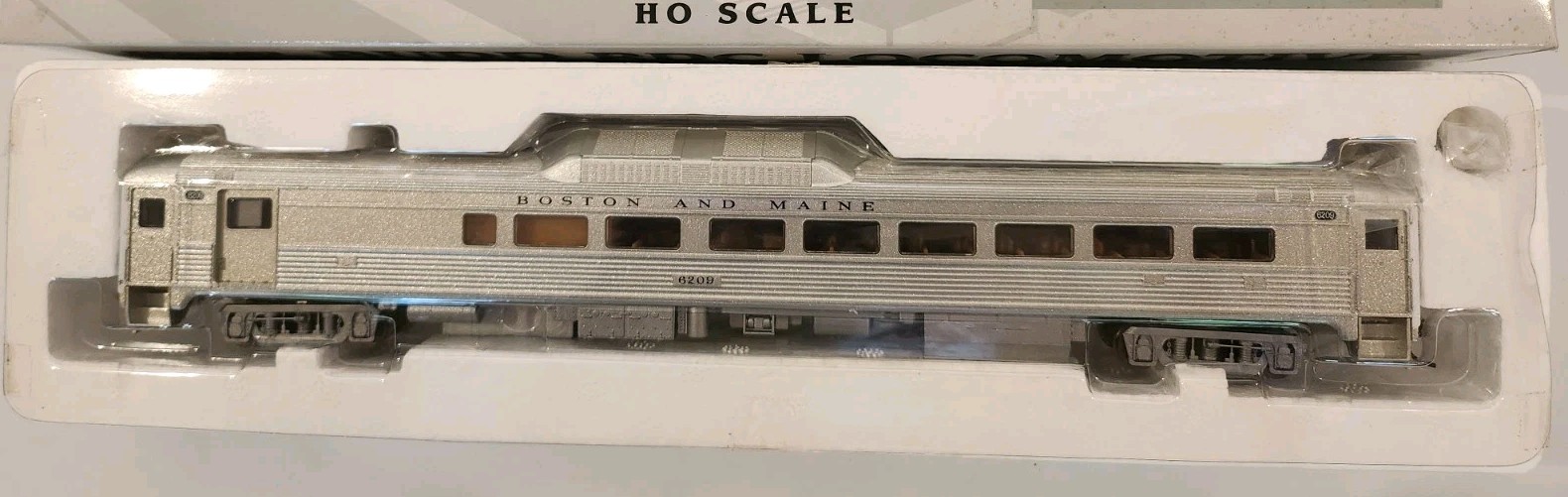 PROTO 2000 SERIES HO ITEM #23974 B&M 6209 BUDD RDC POWERED LOCOMOTIVE NEW