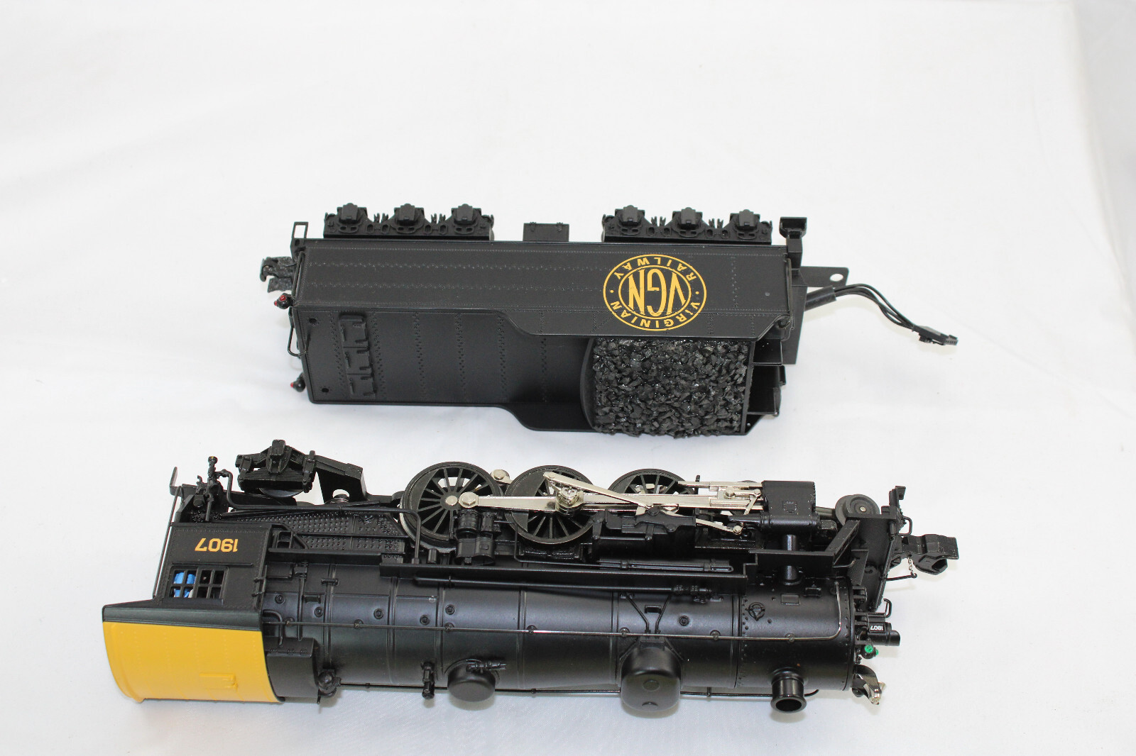 O-Gauge – K-Line – 4-6-2 -Virginian Pacific Steam Engine and Tender – K3399-001W