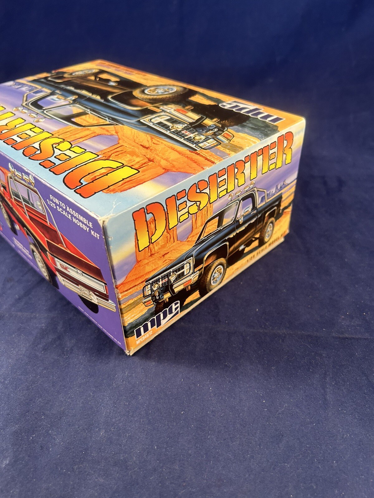 MPC 1/25 1984 GMC Pickup Model Kit Black MPC848 Plastics Car/Truck 1/24-1/25 REA