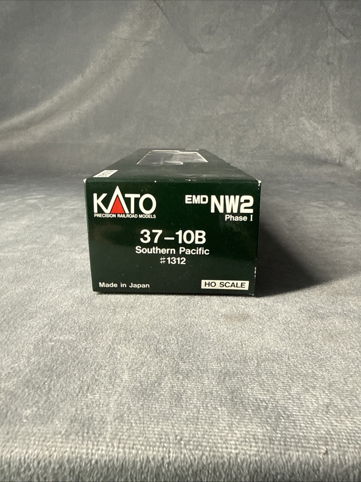 HO KATO 37-10B EMD NW2 PHASE I SOUTHERN PACIFIC SP # 1312