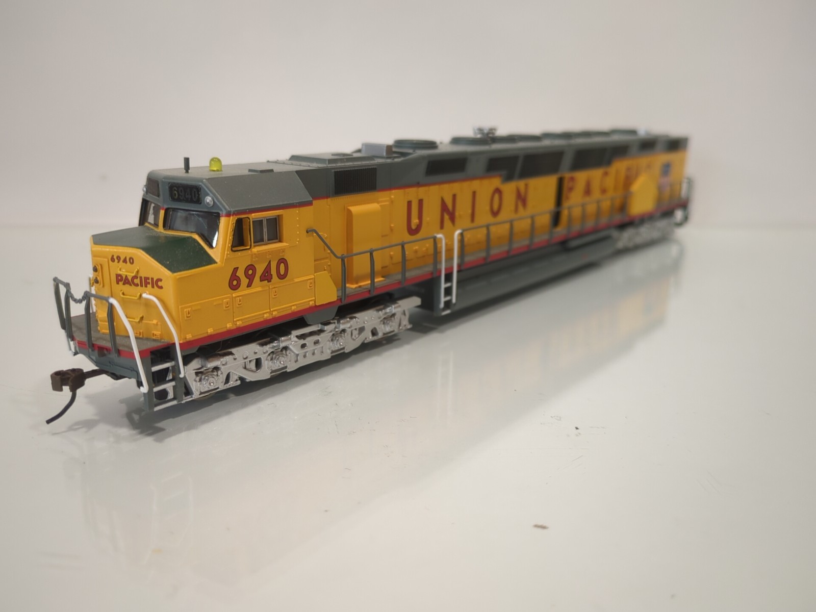 Bachmann 65103 HO EMD DD40AX DCC & Sound Union Pacific #6940
