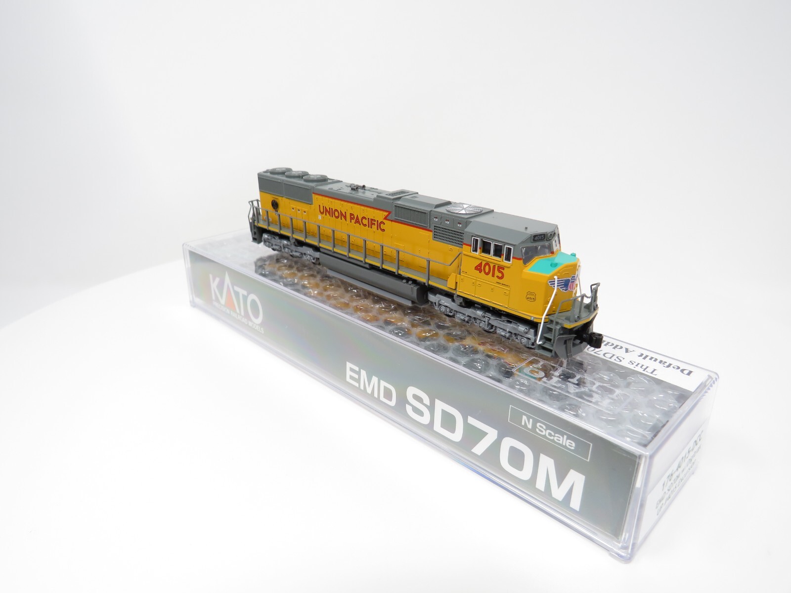 Kato N 176-4015-DCC Union Pacific UP EMD SD70M Diesel Locomotive Excursion Train