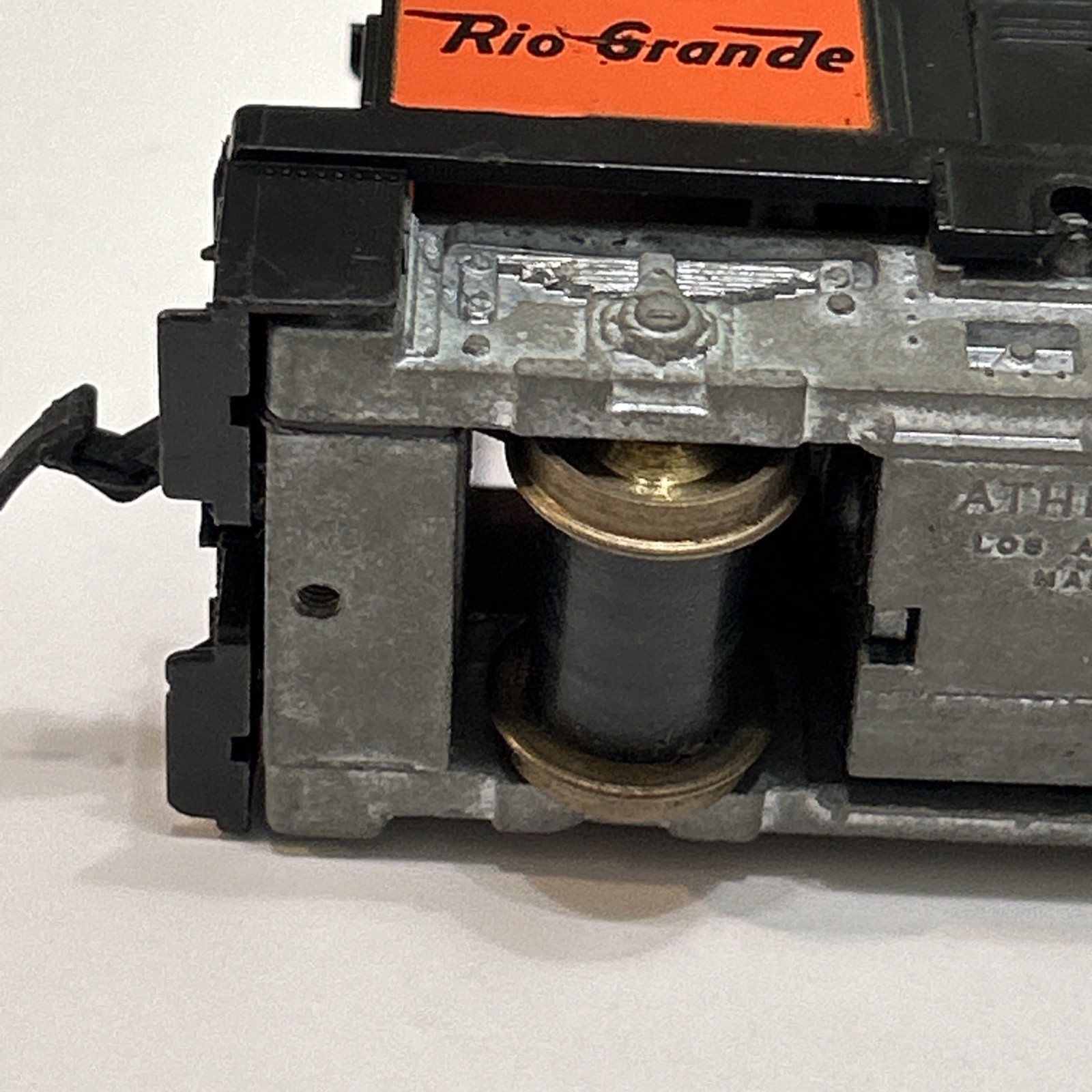 Athearn Lionel 1:87 Rio Grande ‘Hustler’ Rubber-Band Drive Diesel Loco Runs!