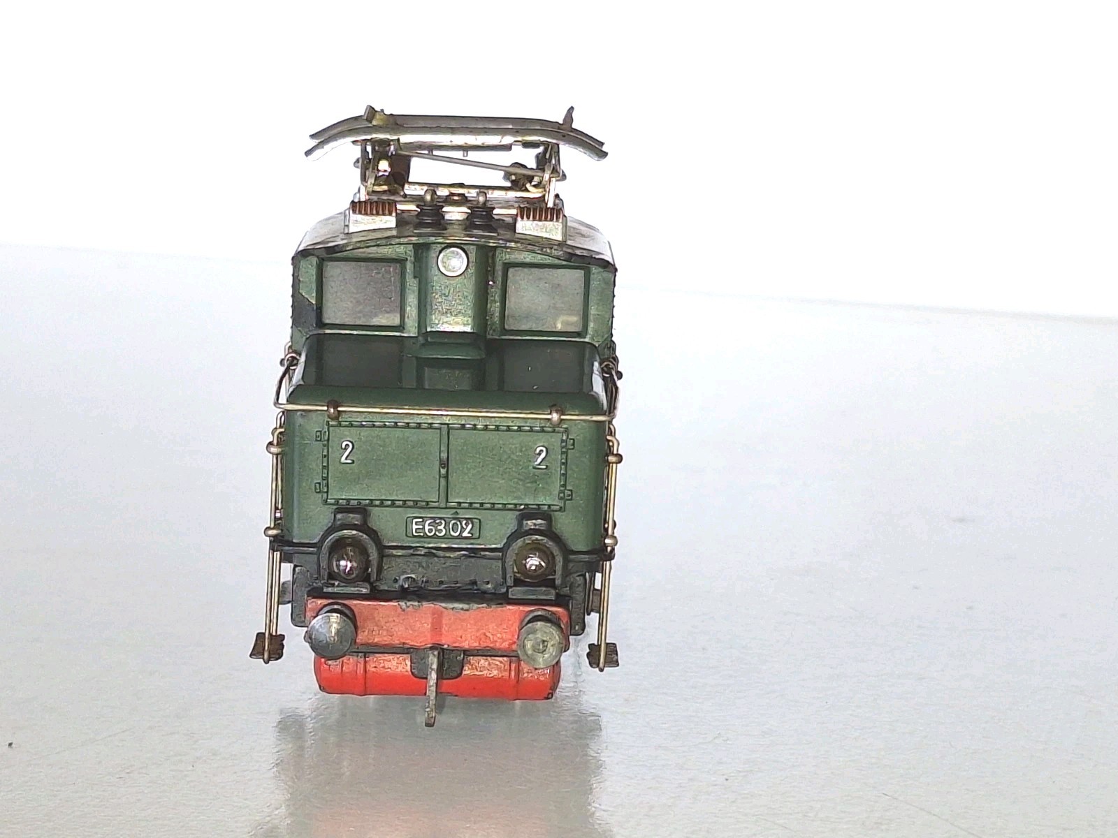 Marklin CE800, 3001. 0-6-0 Electric Loco.3 rail AC analogue. Good Cond.HO scale