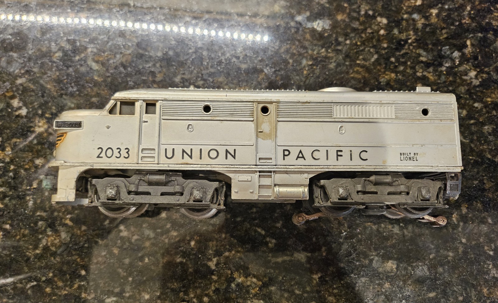 Lionel O-27 gauge ALCO AA #2033 Union Pacific Diesel engines.